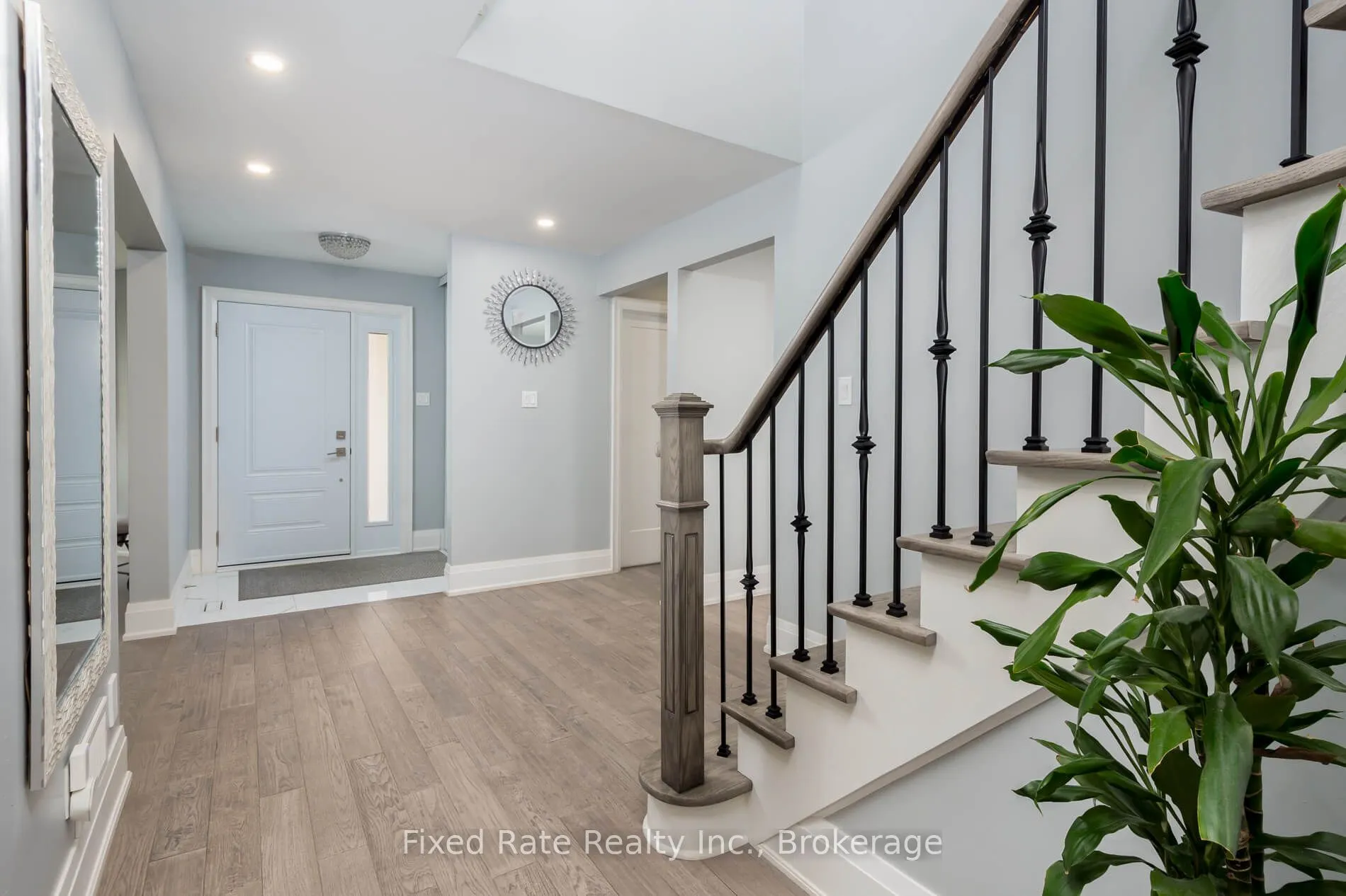 44 Sir Lancelot Court