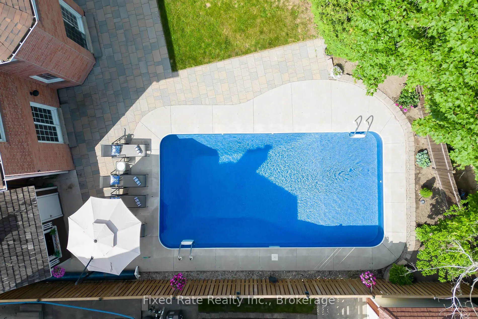 44 Sir Lancelot Court