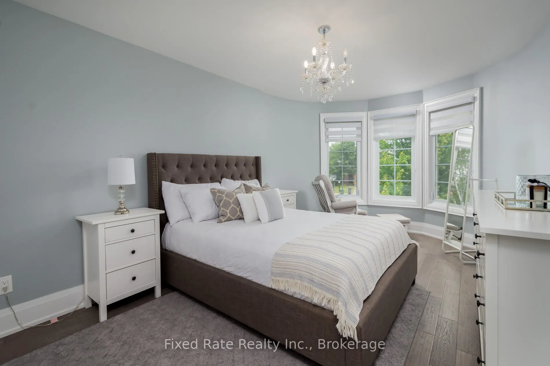44 Sir Lancelot Court
