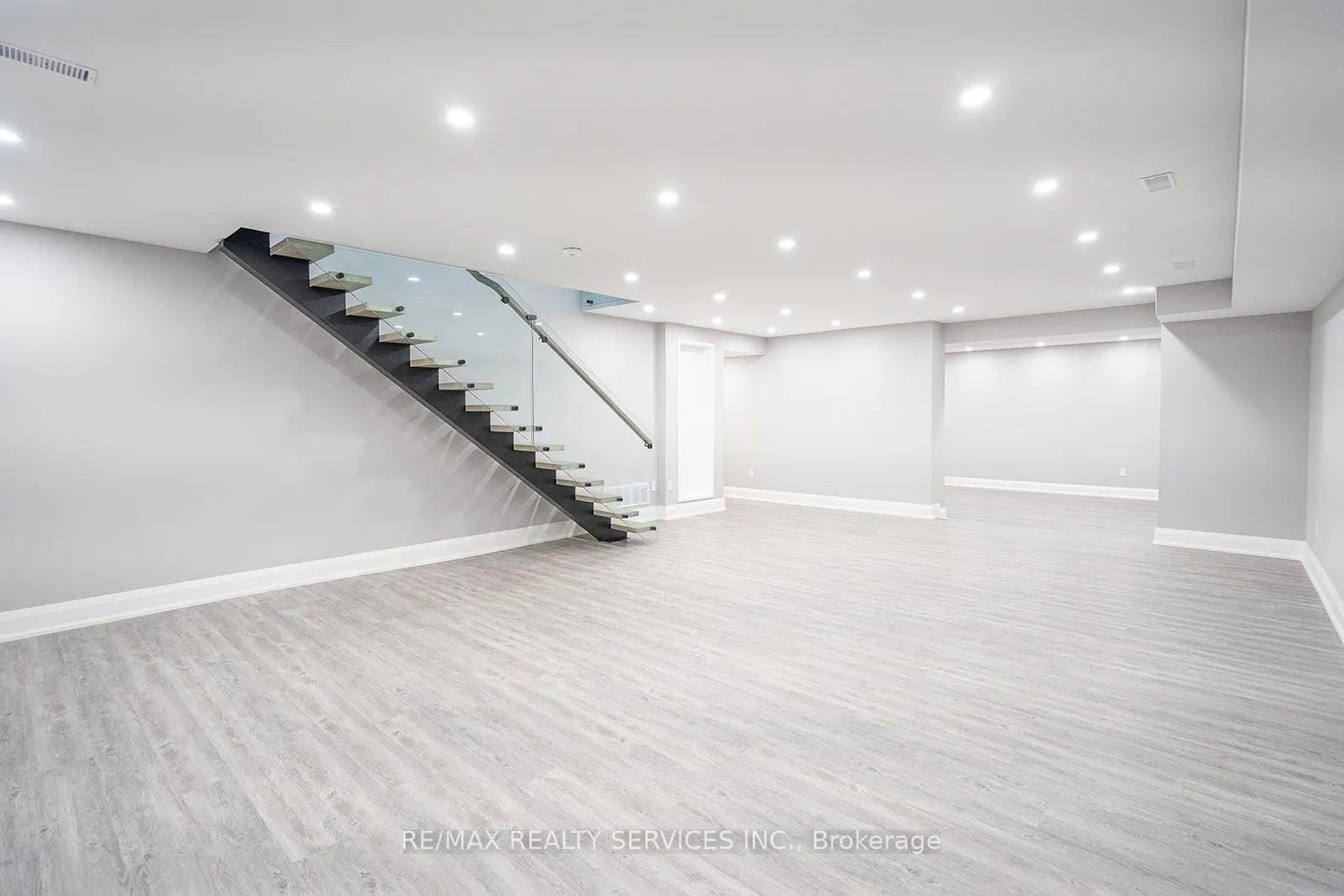3 Bonnyview Drive