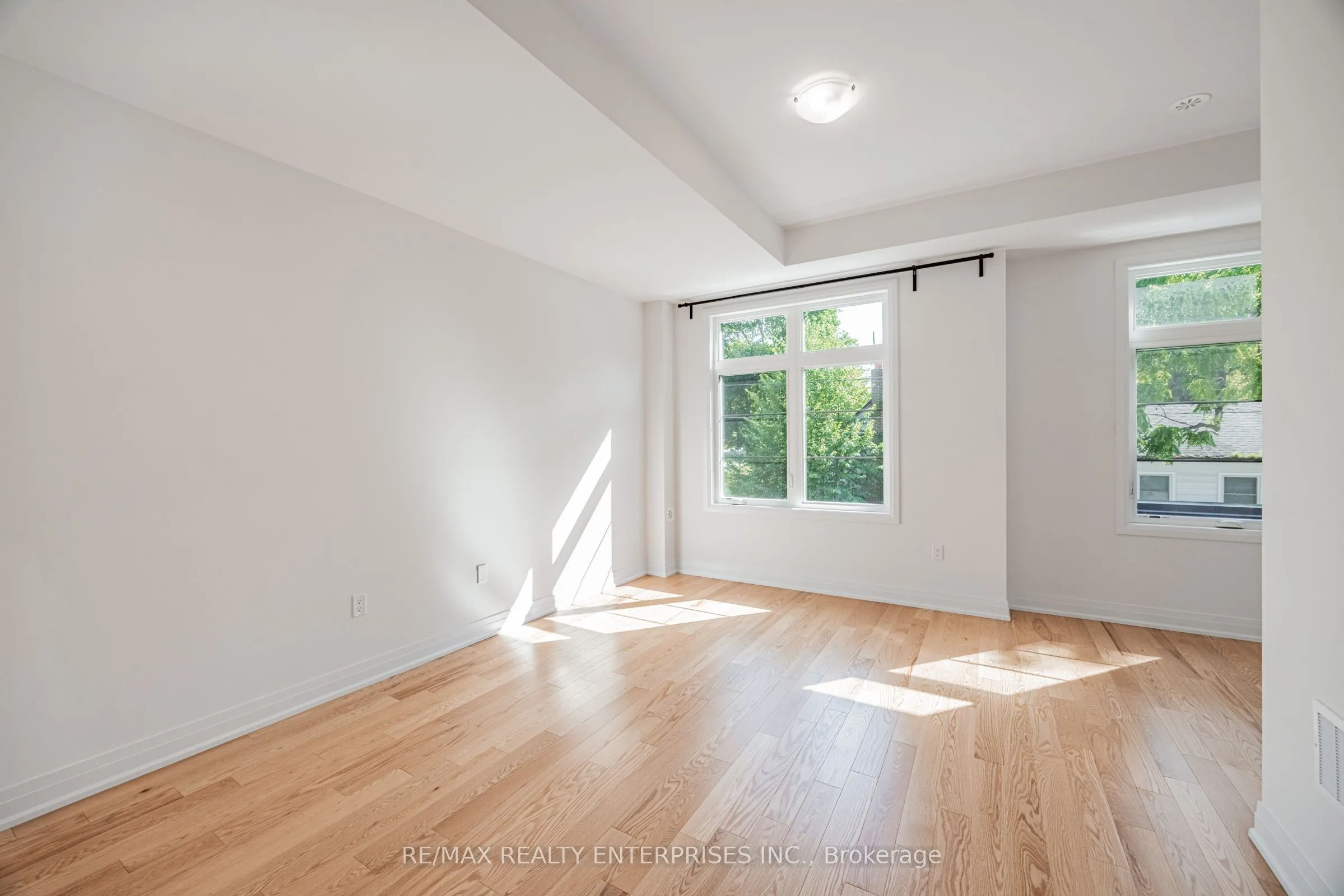 209 Wyndham Street