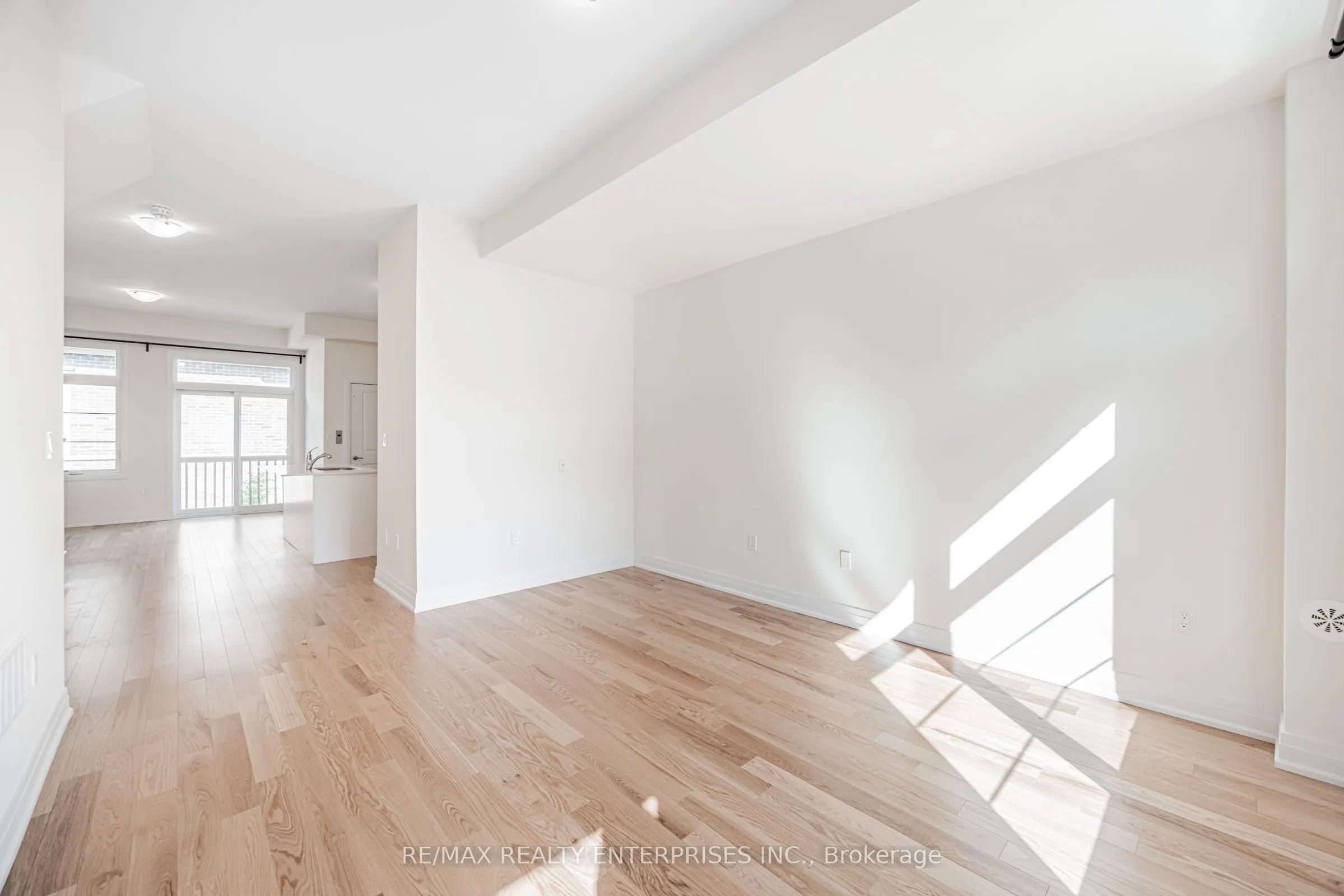 209 Wyndham Street