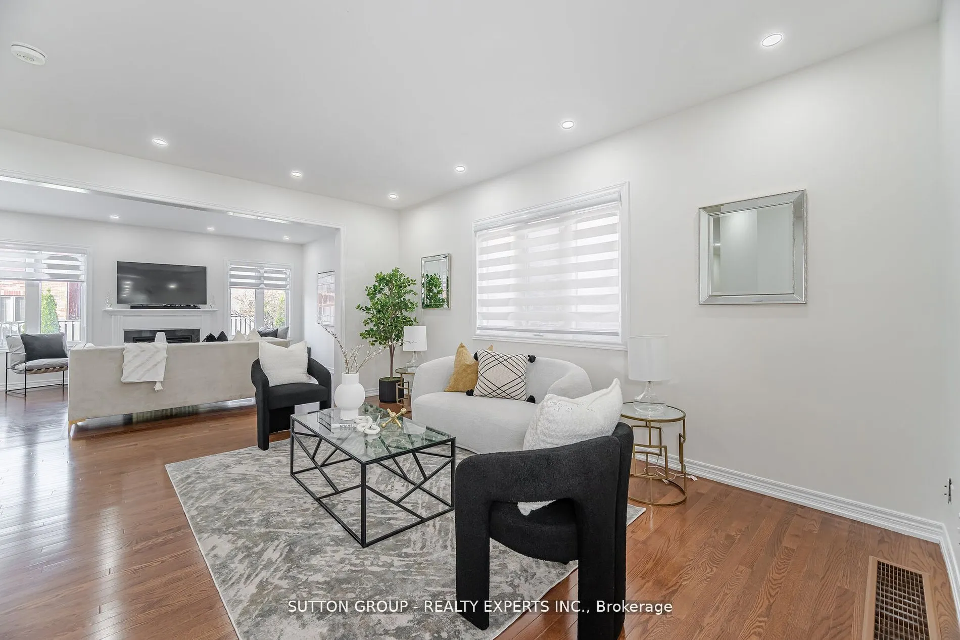 5 Freedom Oaks Trail, #Upper & Basement