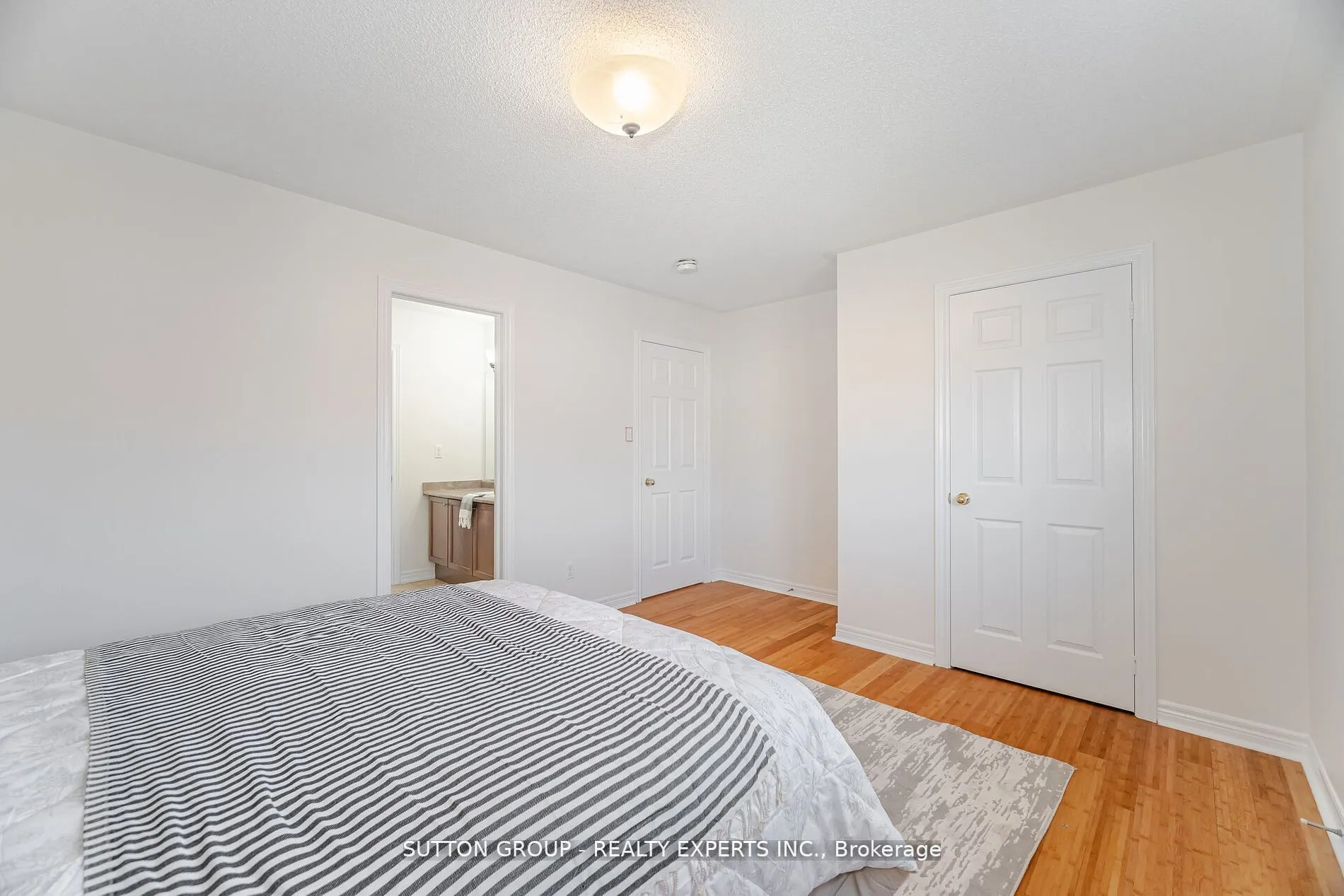 5 Freedom Oaks Trail, #Upper & Basement