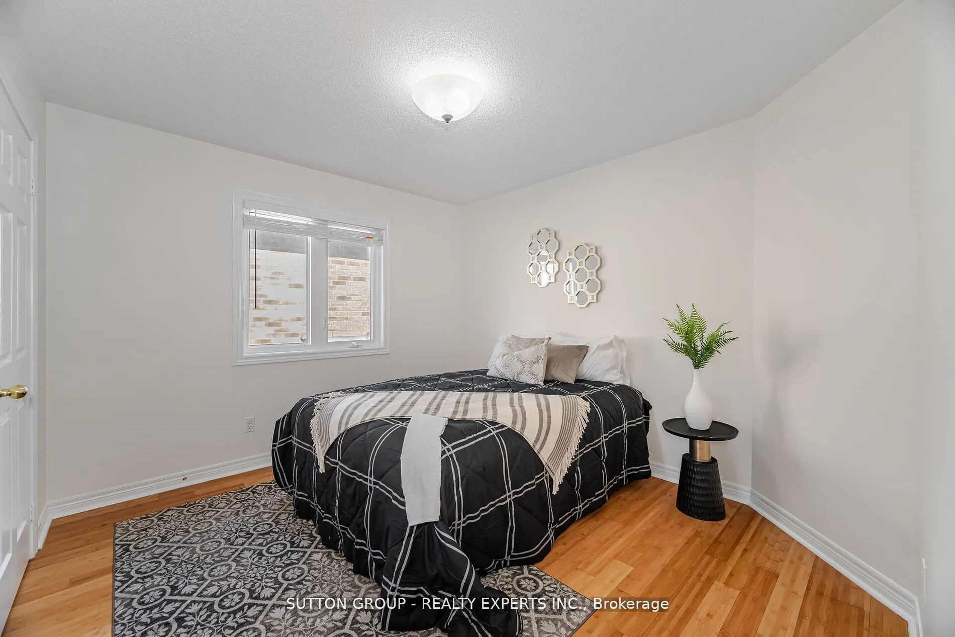 5 Freedom Oaks Trail, #Upper & Basement
