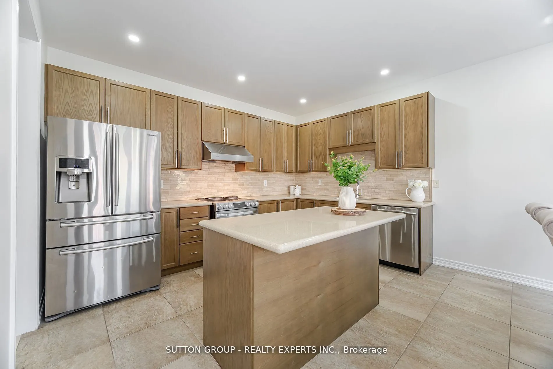 5 Freedom Oaks Trail, #Upper & Basement