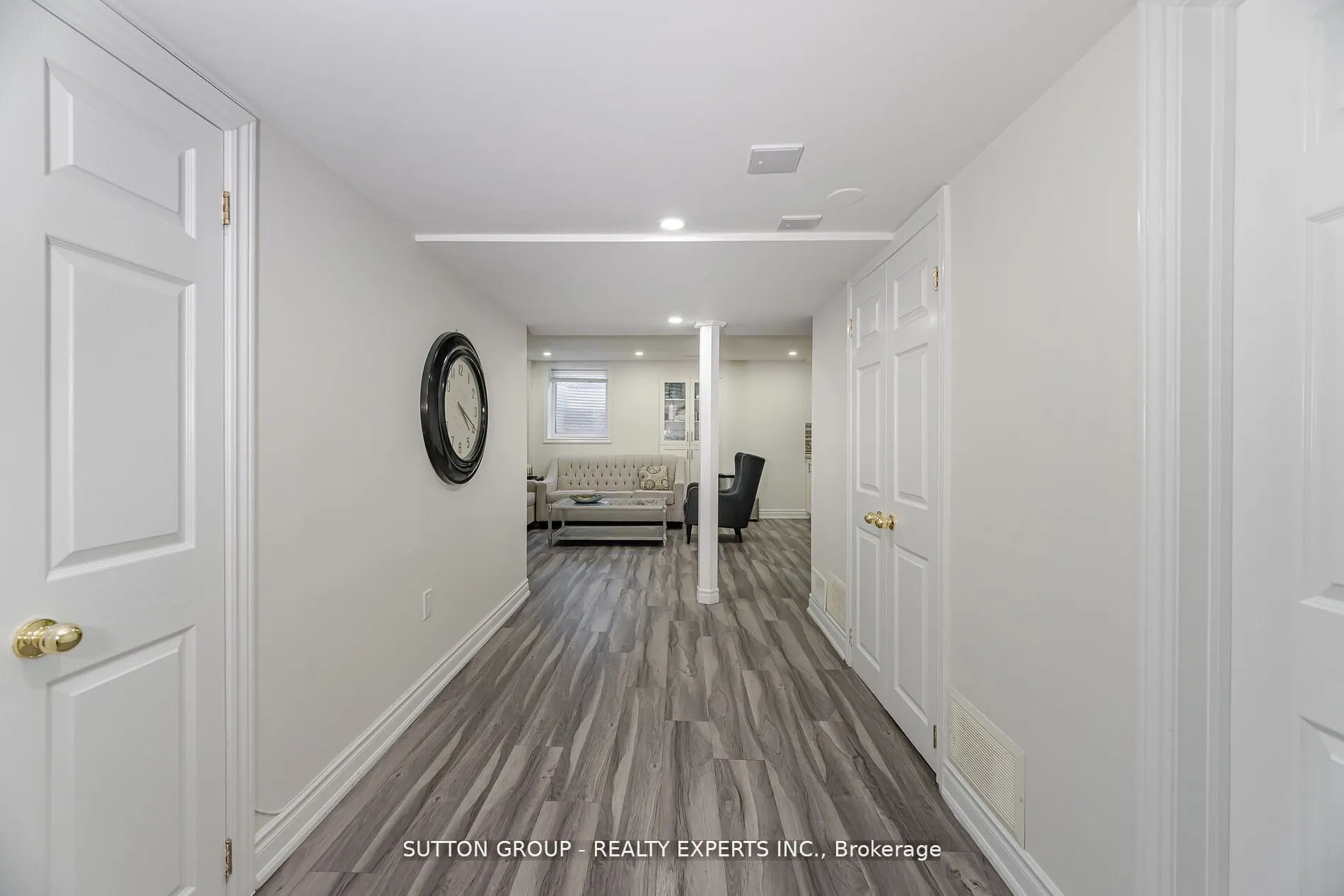 5 Freedom Oaks Trail, #Upper & Basement