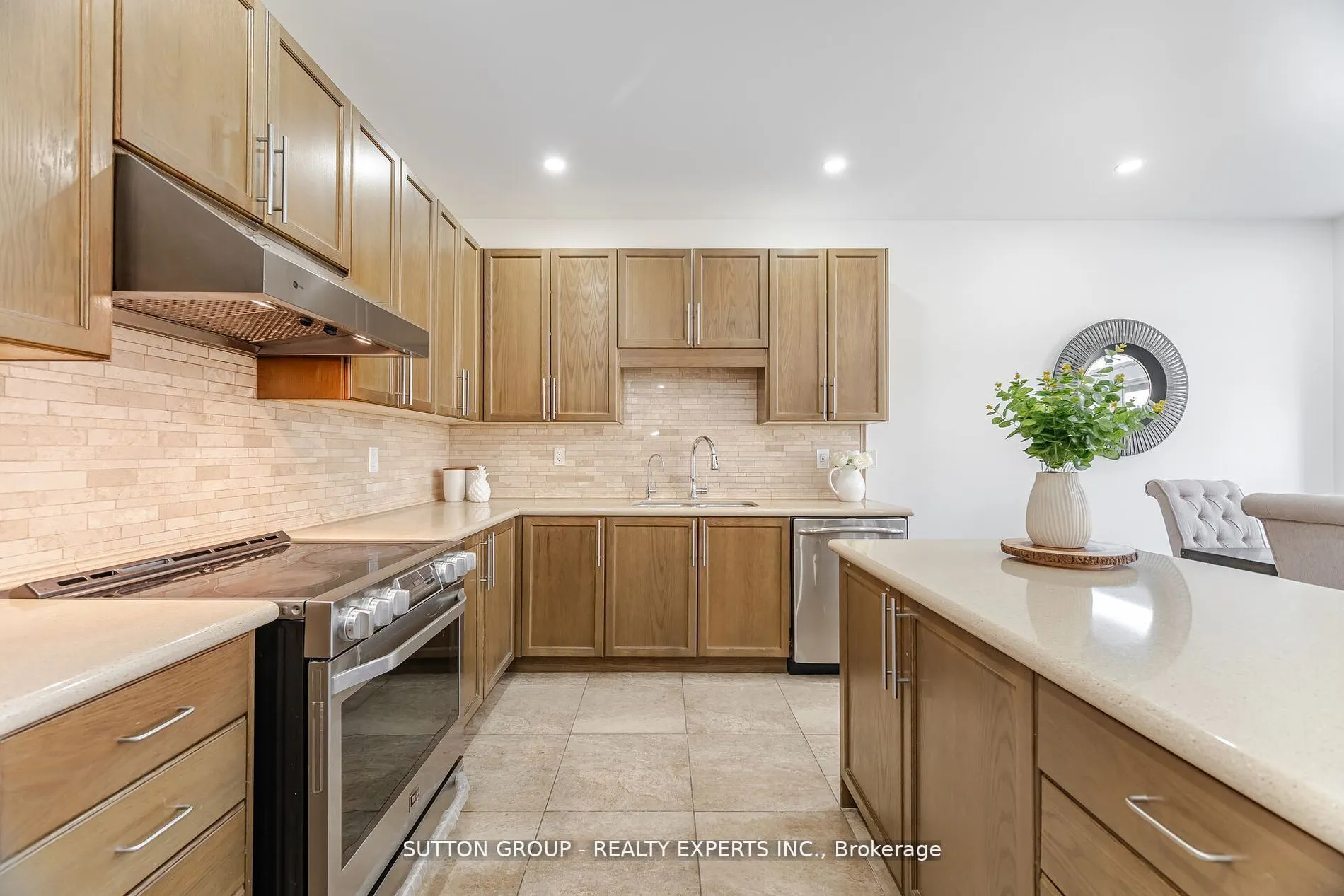 5 Freedom Oaks Trail, #Upper & Basement
