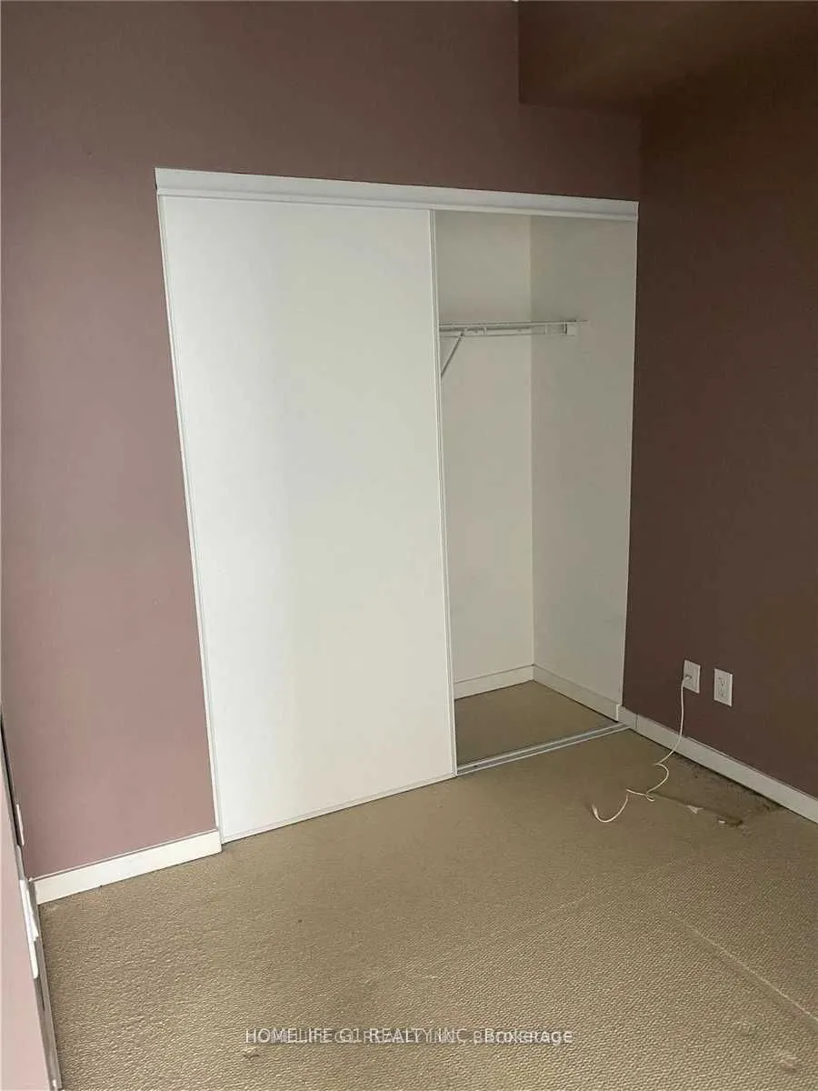 105 The Queensway Avenue, #1107