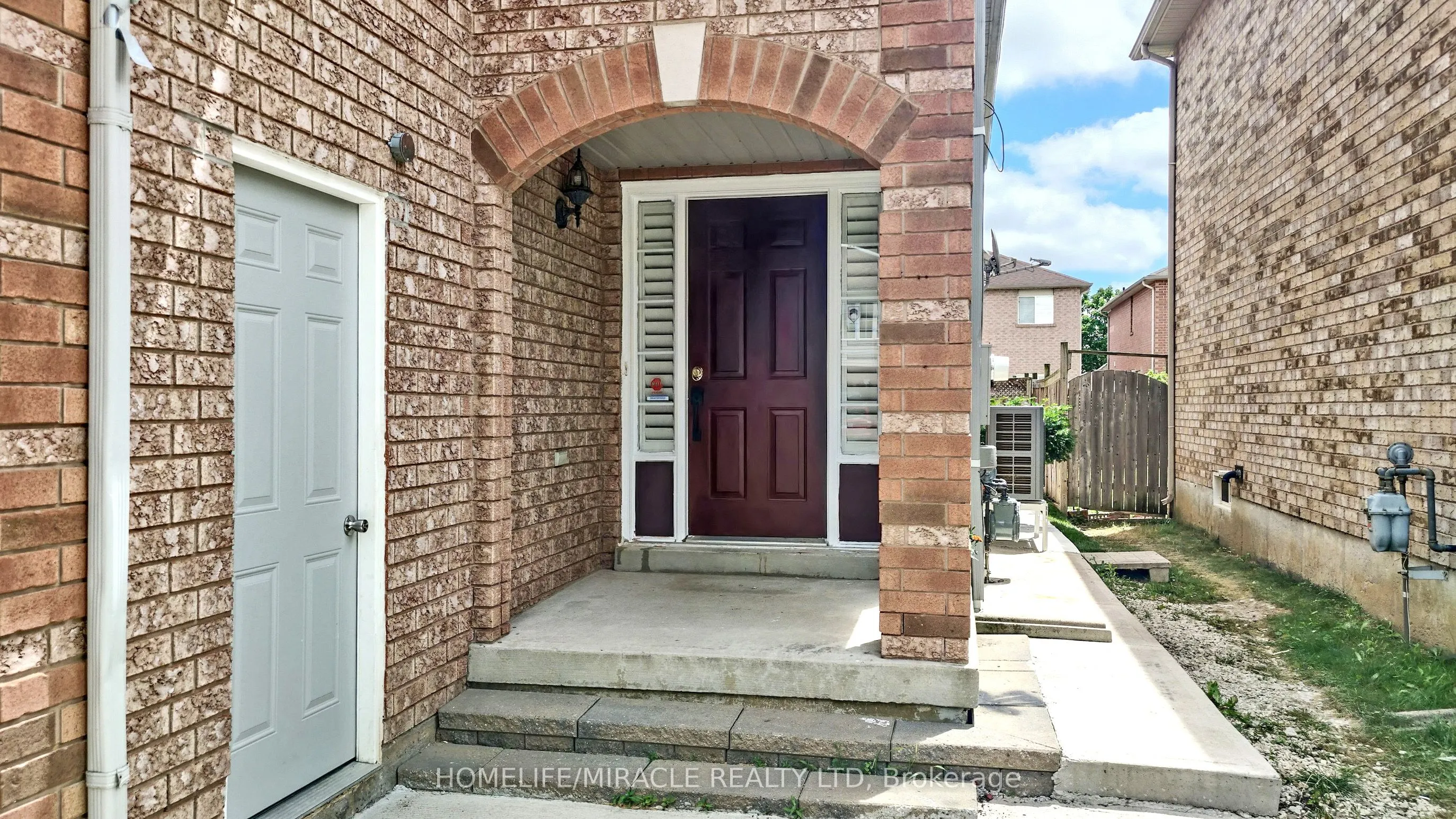 59 Roadmaster Lane