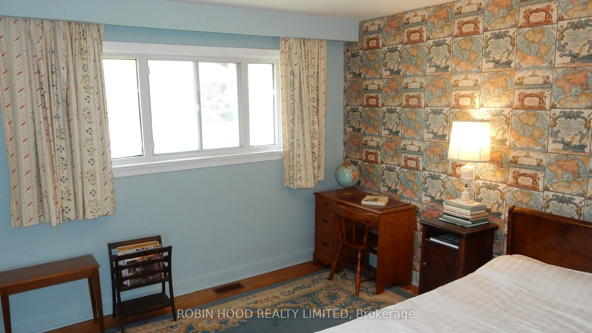 33 Warnica Avenue