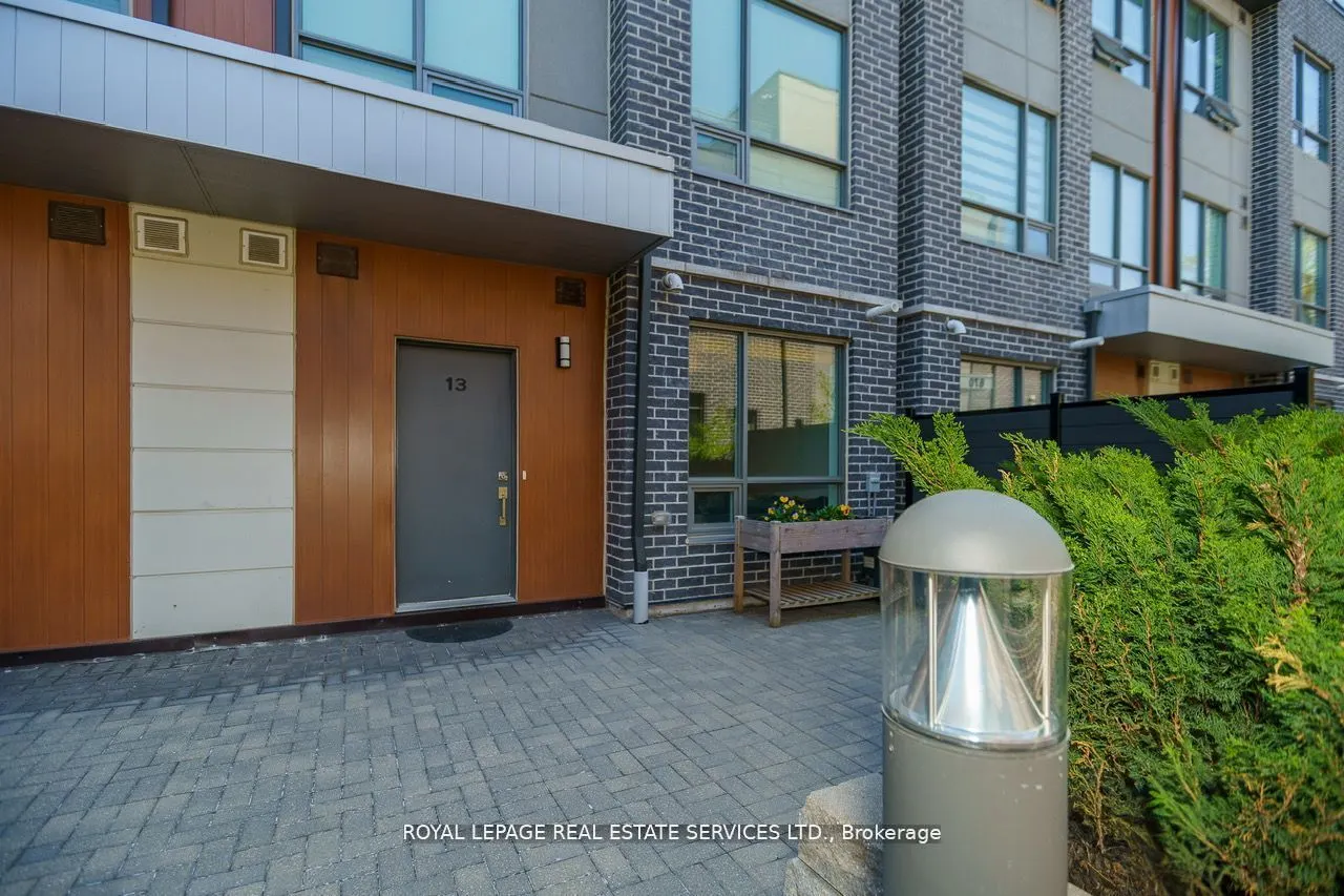 650 Atwater Avenue, #13