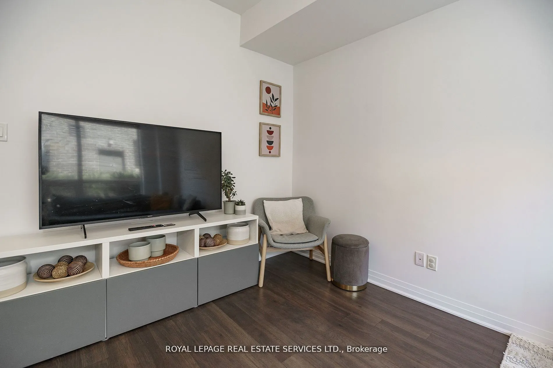 650 Atwater Avenue, #13