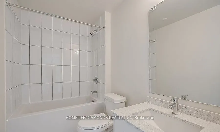 509 DUNDAS Street W, #415
