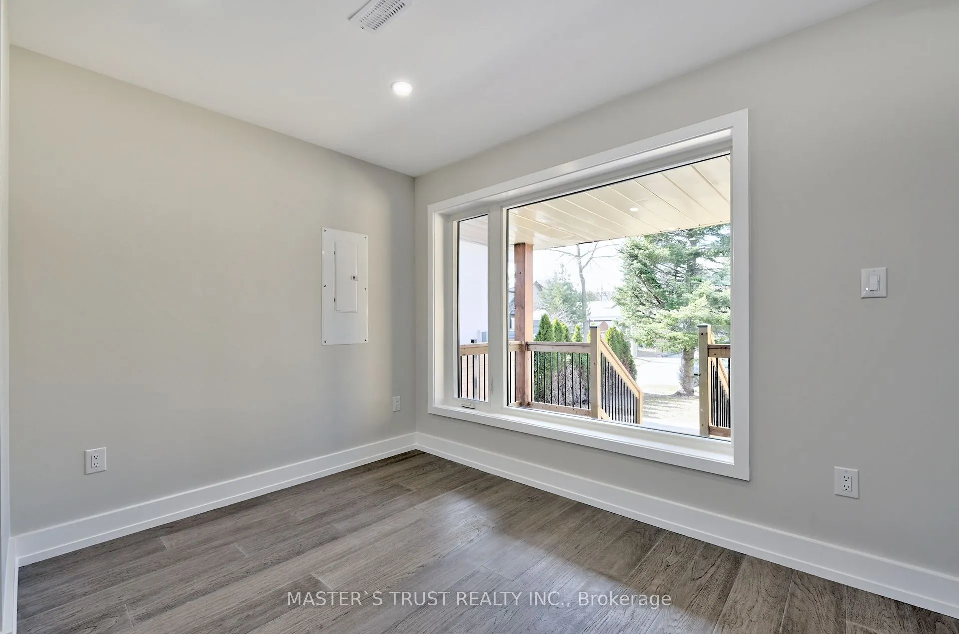 28 Florence Drive, #Unit 1