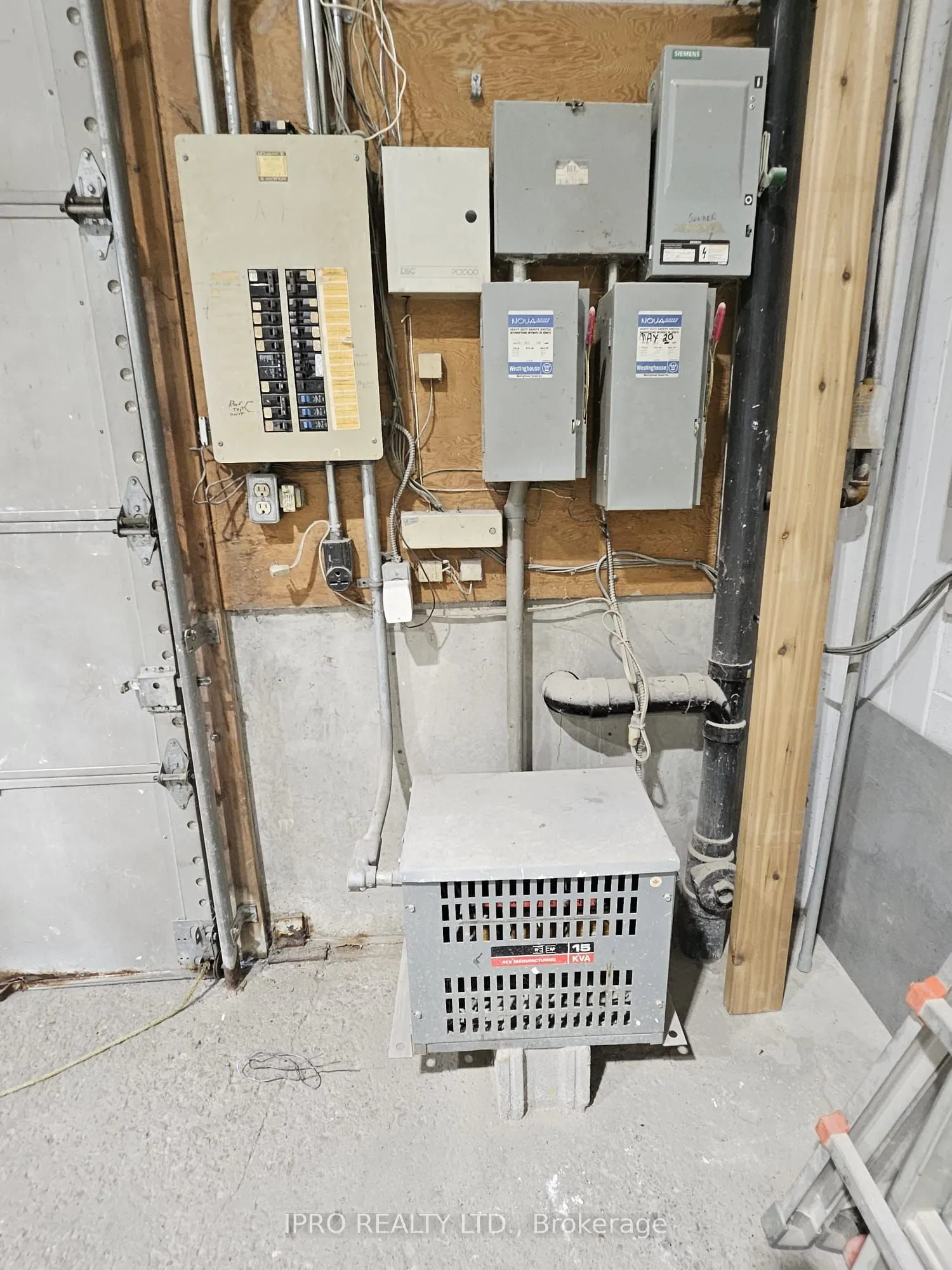 1 Marconi Court, #2