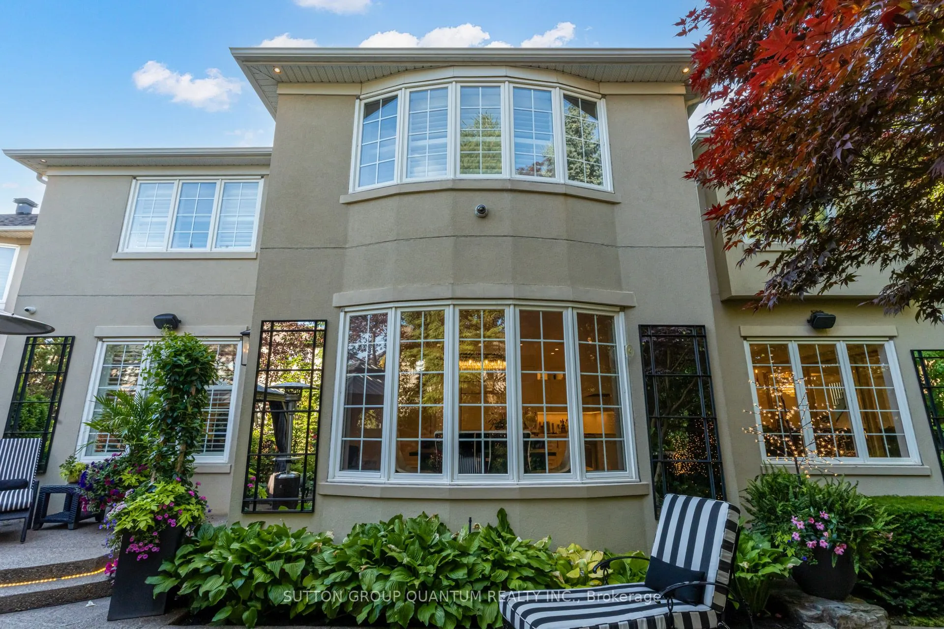 560 Hancock Way