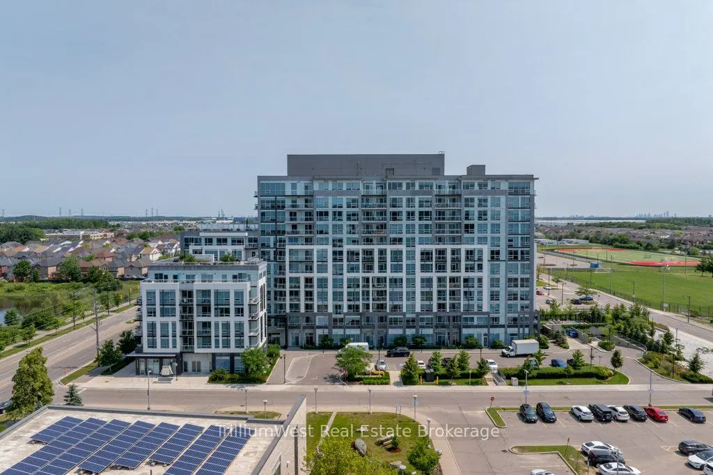 1050 Main Street E, #1004