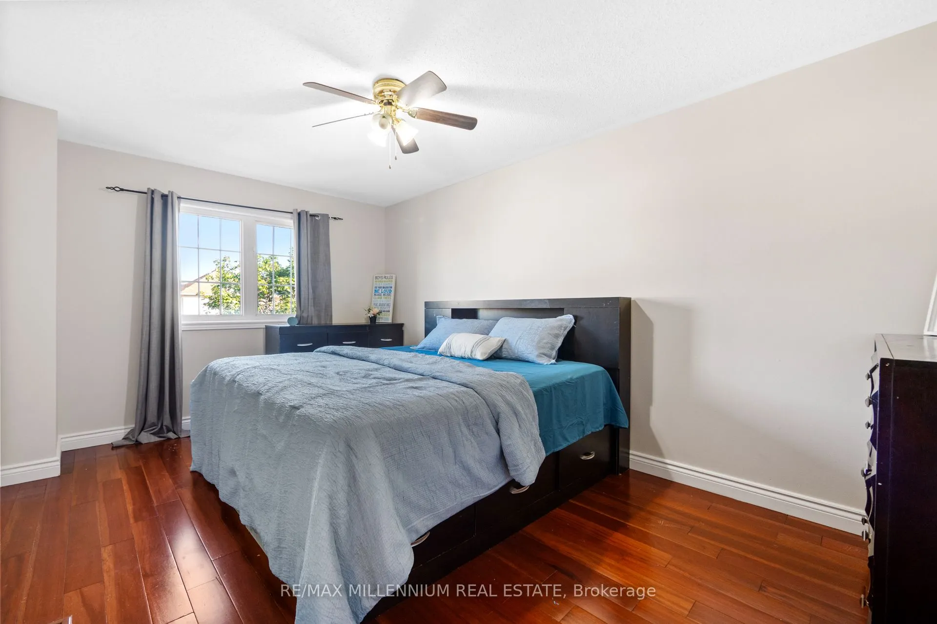 19 Earl Grey Crescent