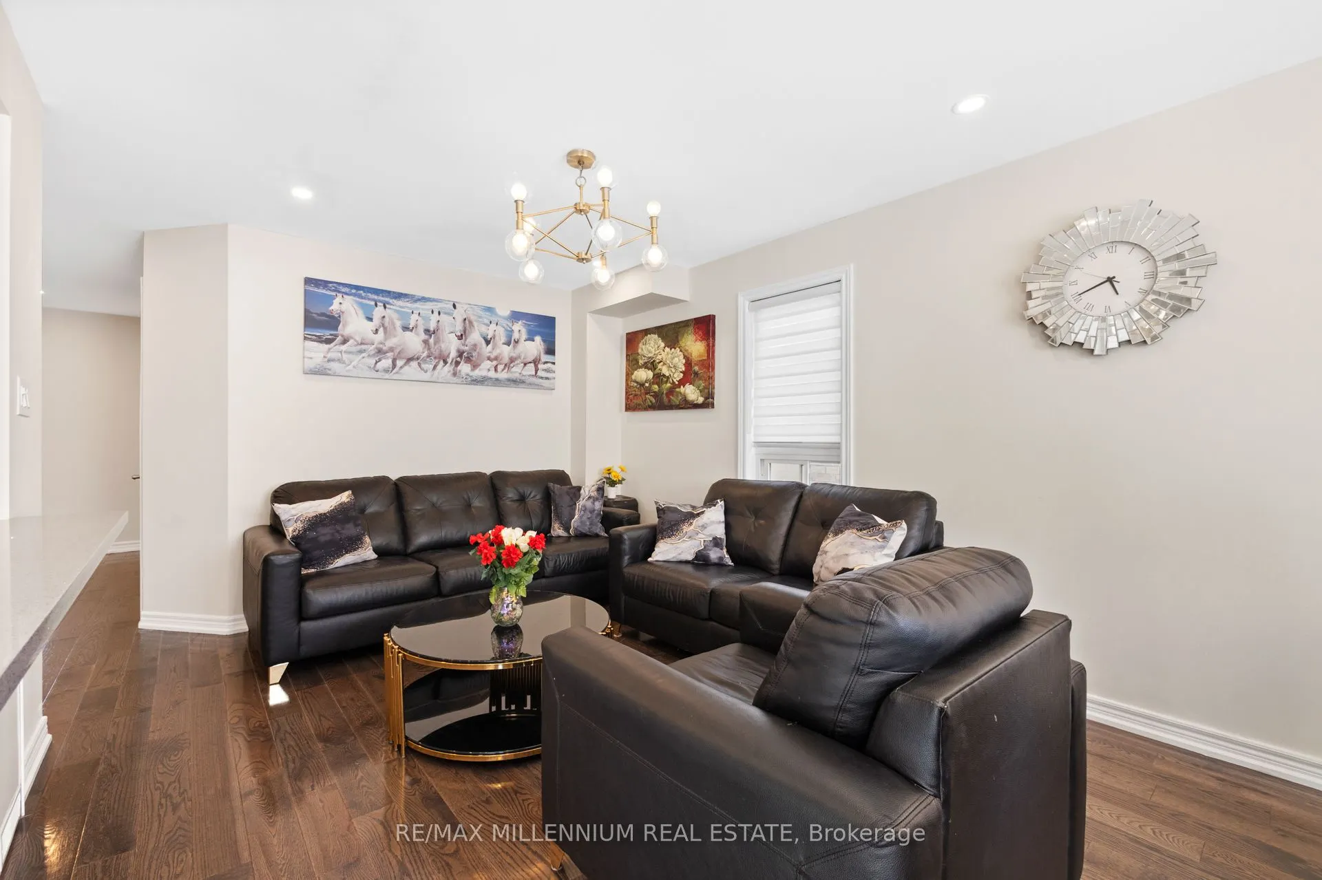 19 Earl Grey Crescent