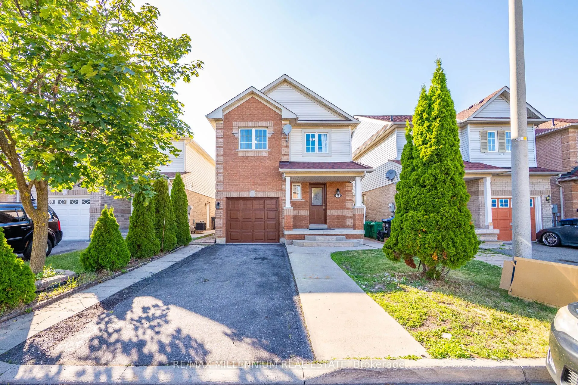 19 Earl Grey Crescent