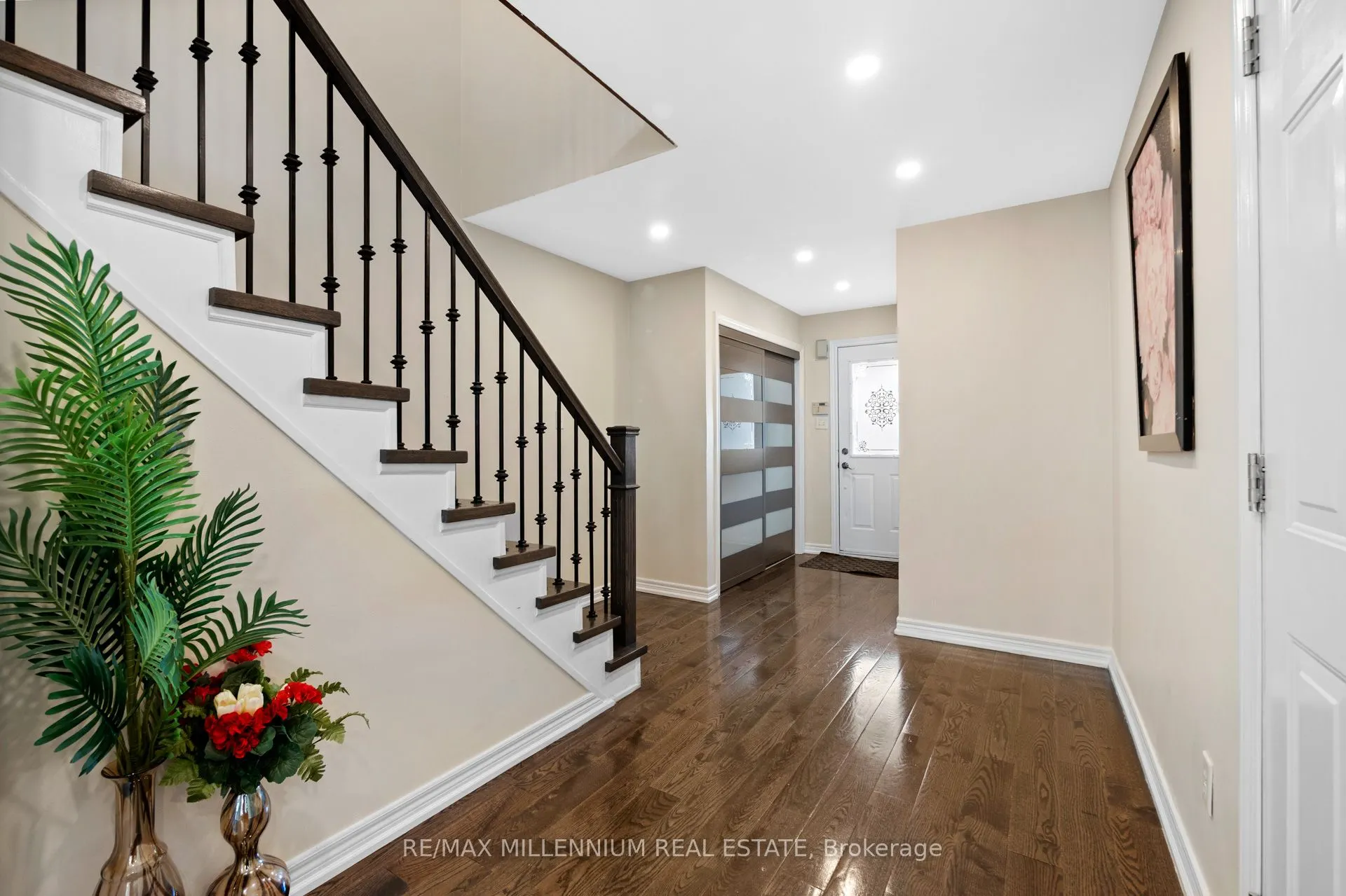 19 Earl Grey Crescent