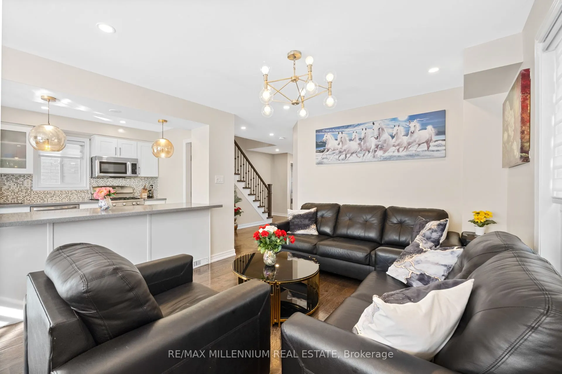19 Earl Grey Crescent