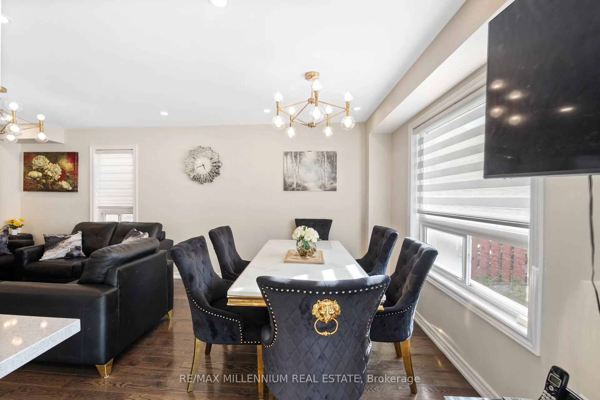 19 Earl Grey Crescent