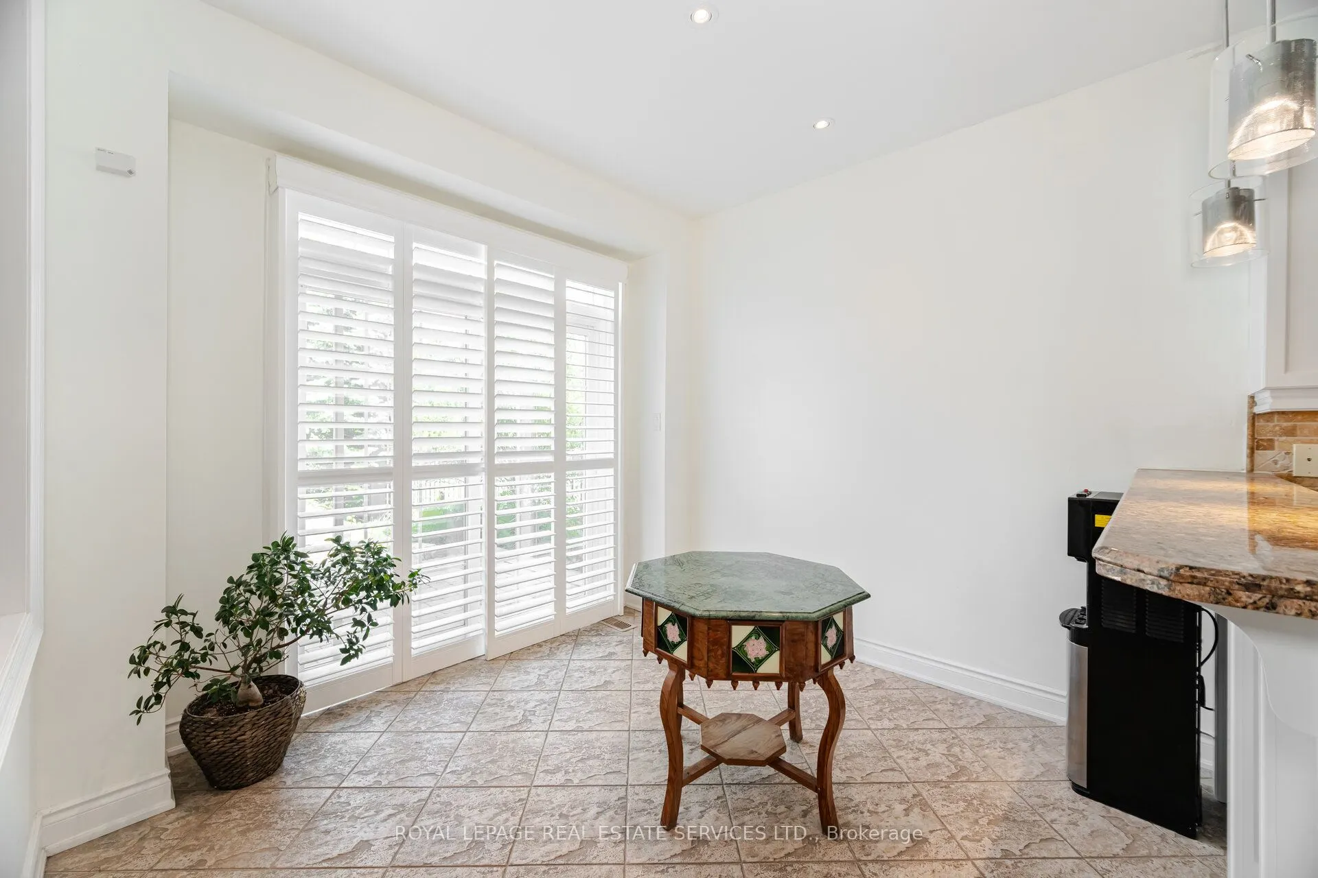 215 Burloak Drive