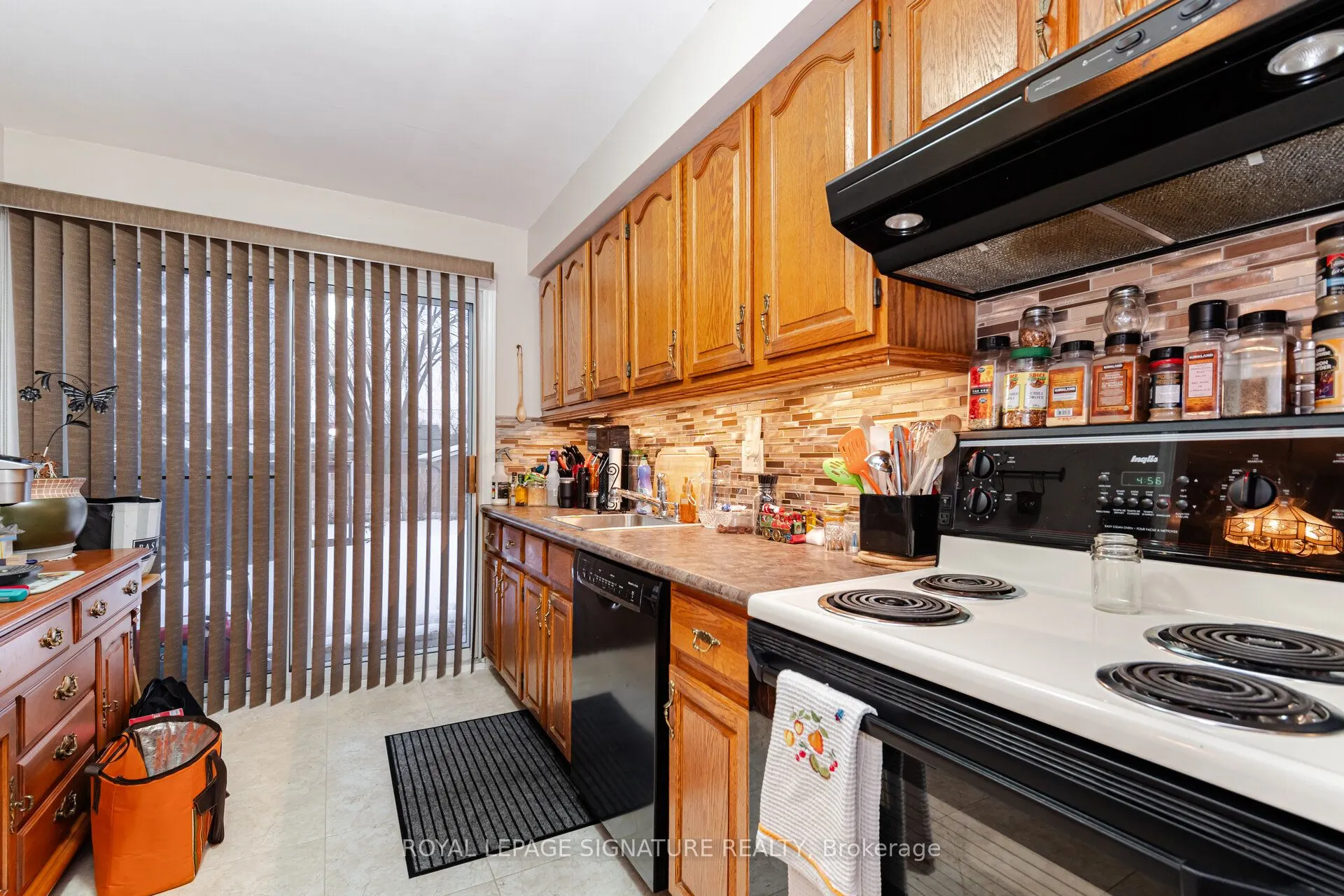5 Sterne Avenue
