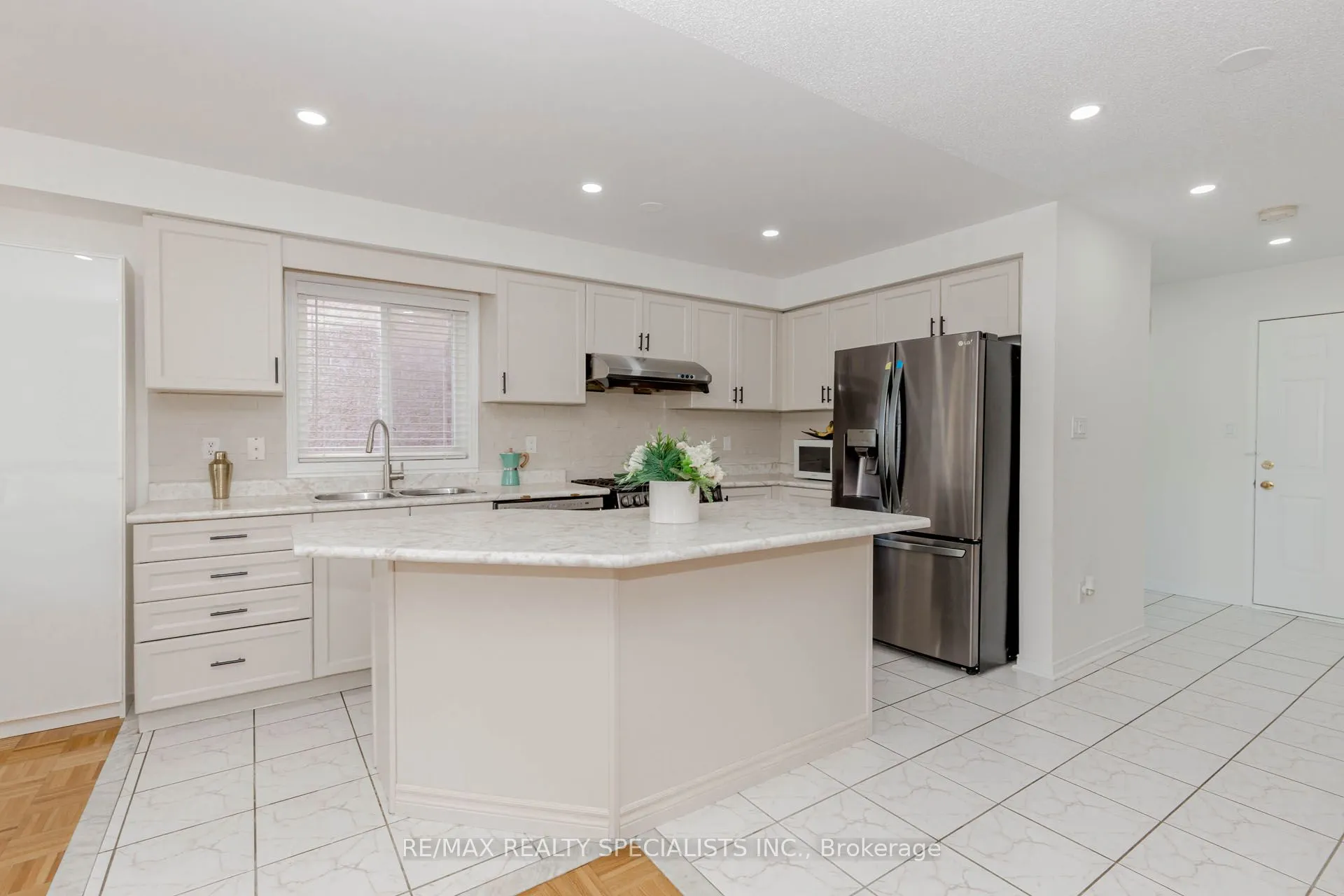 3265 Raindance Crescent
