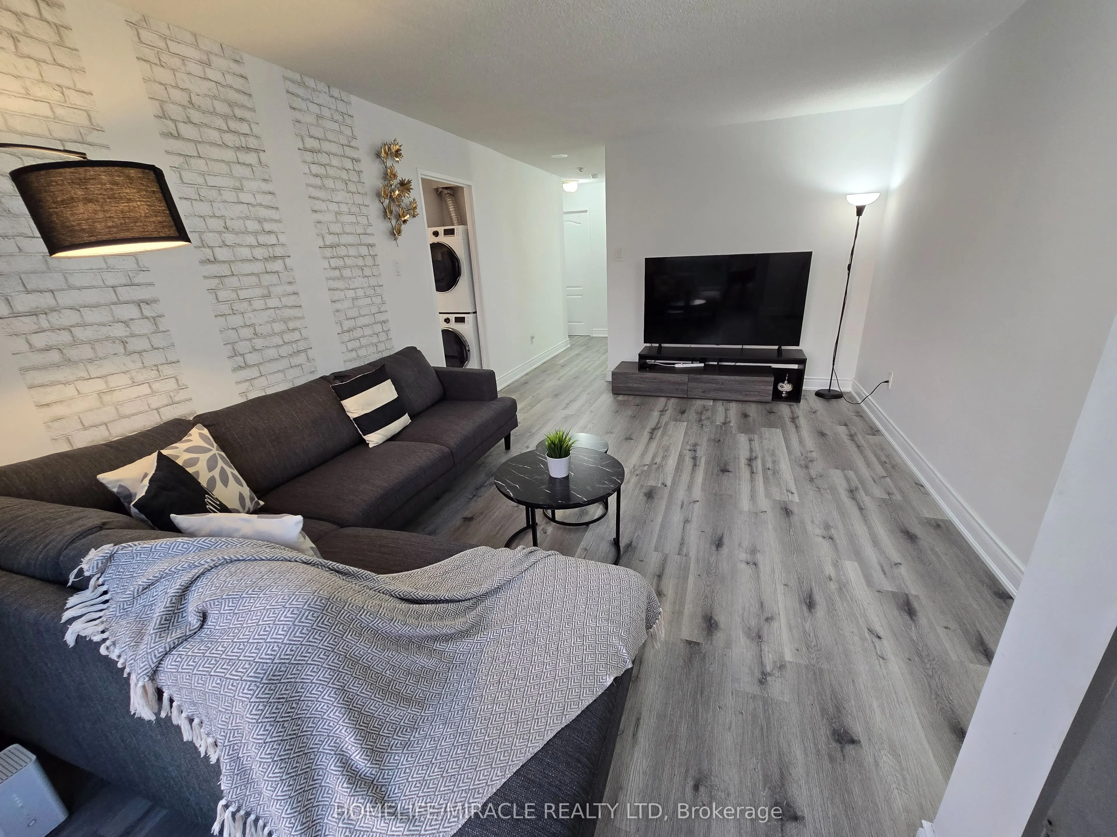 3077 Weston Road, #1004