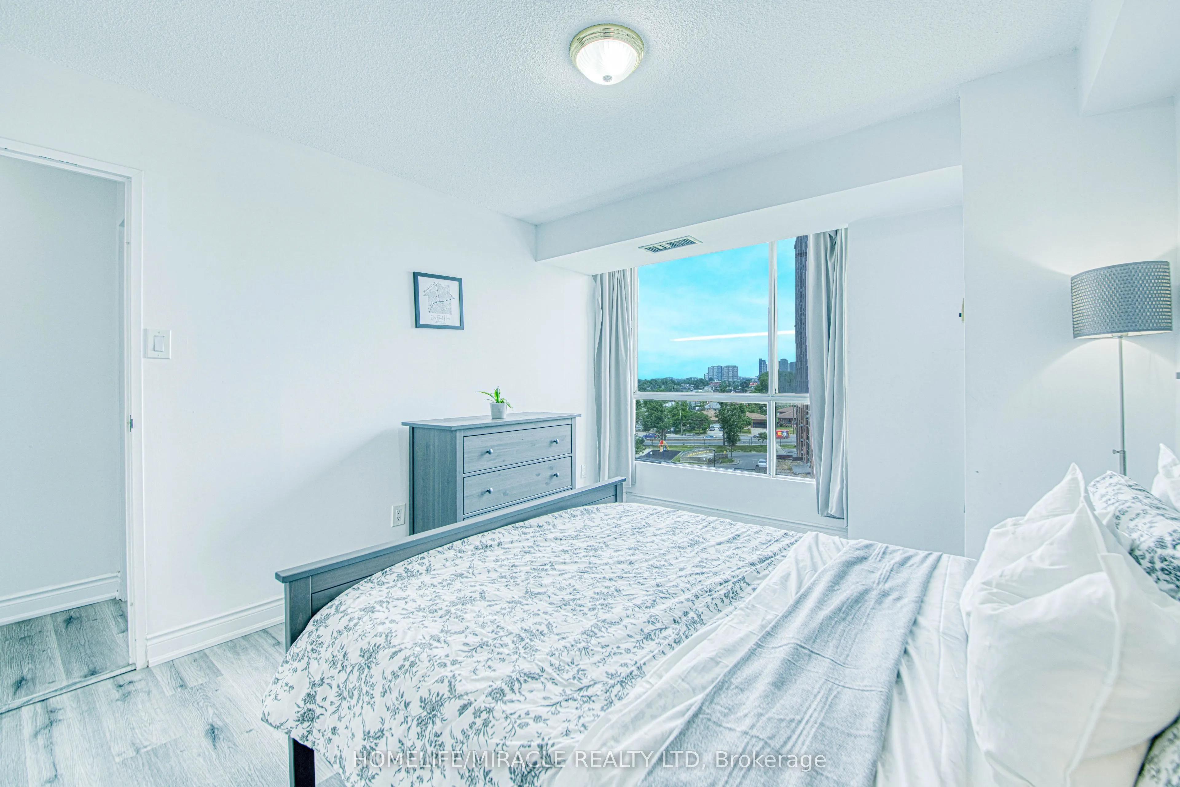 3077 Weston Road, #1004