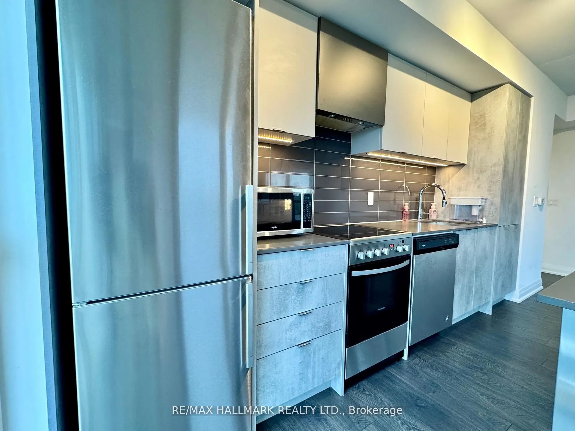 26 Gibbs Road, #545