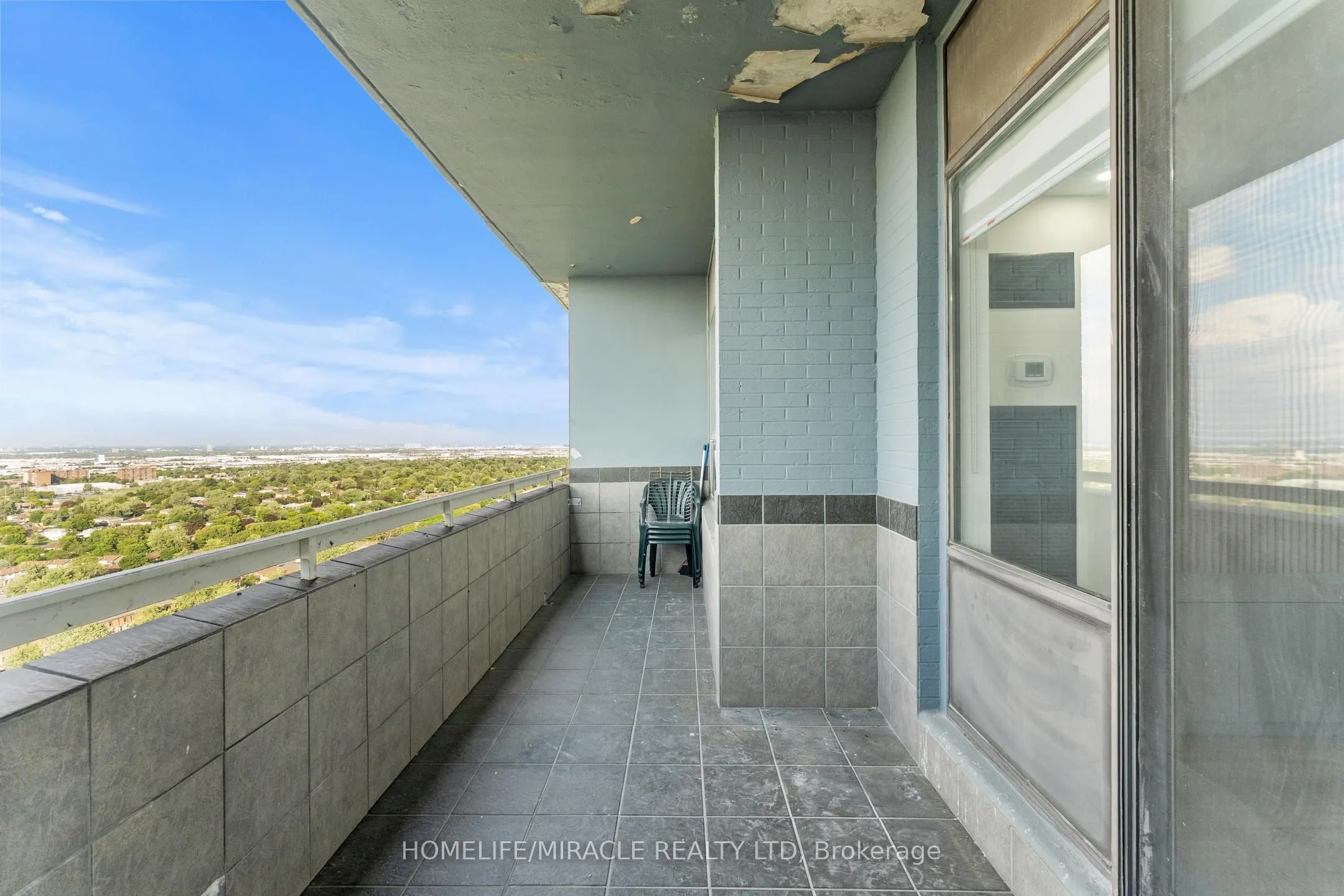 18 Knightsbridge Road, #2605