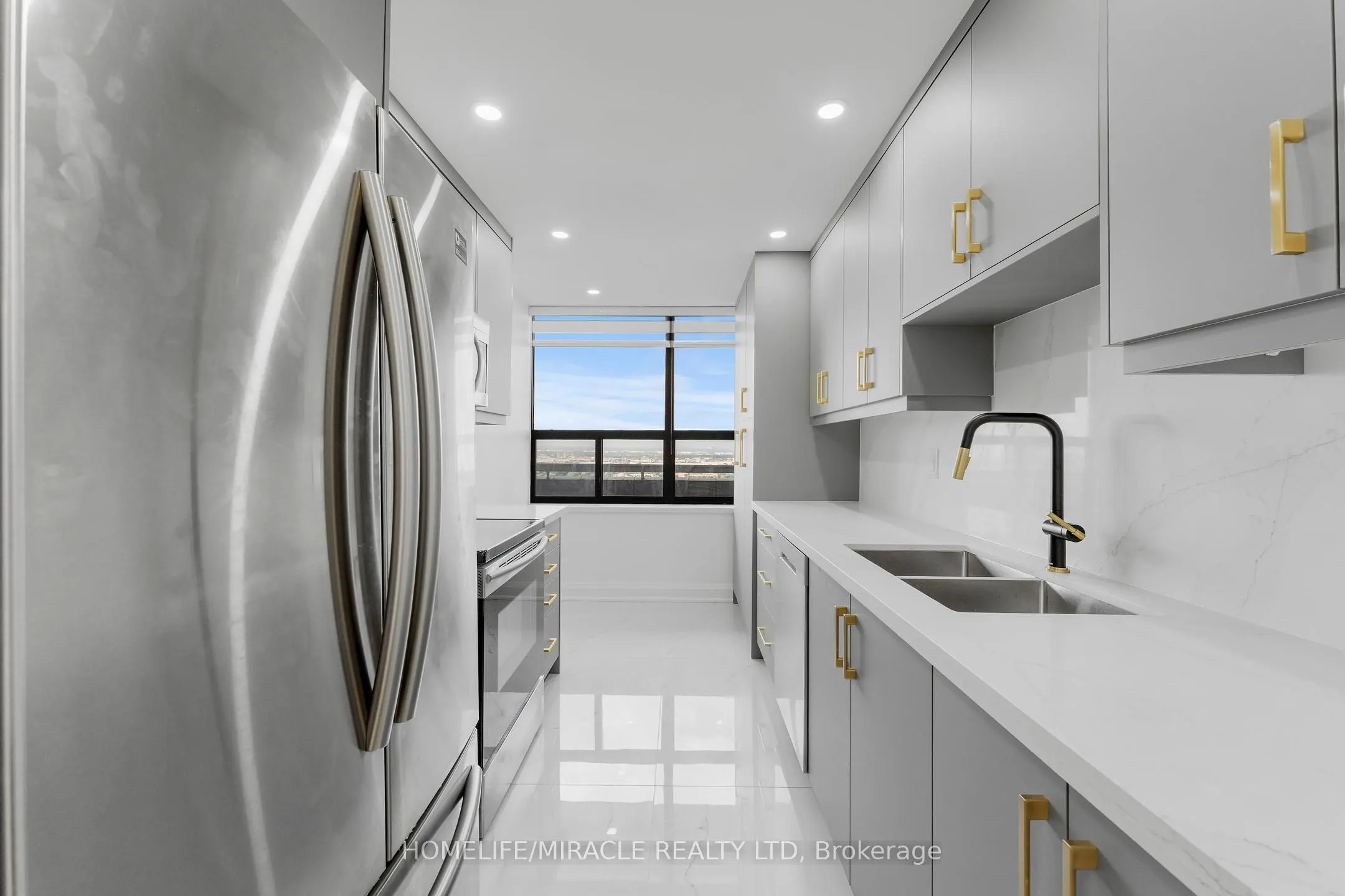 18 Knightsbridge Road, #2605