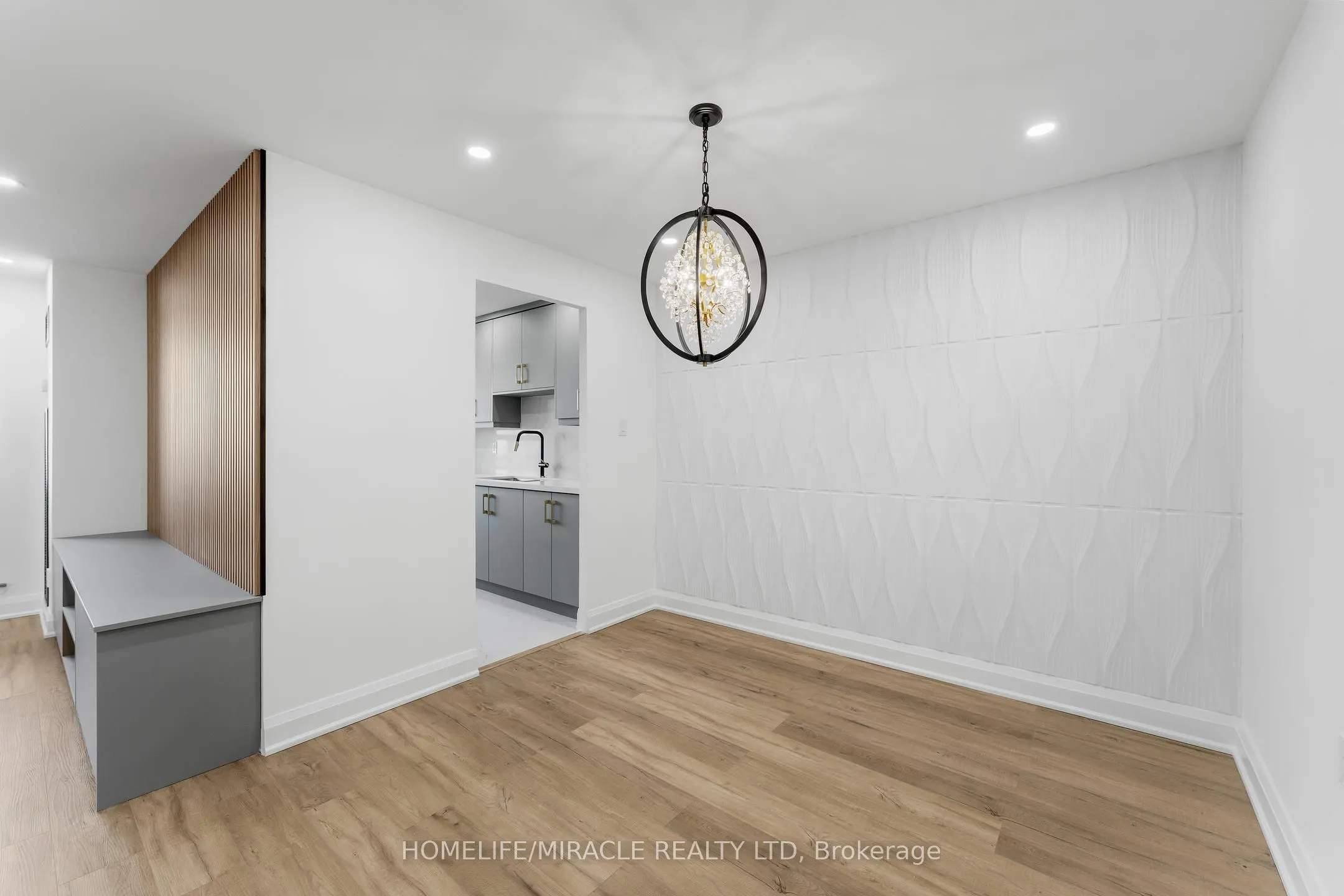 18 Knightsbridge Road, #2605