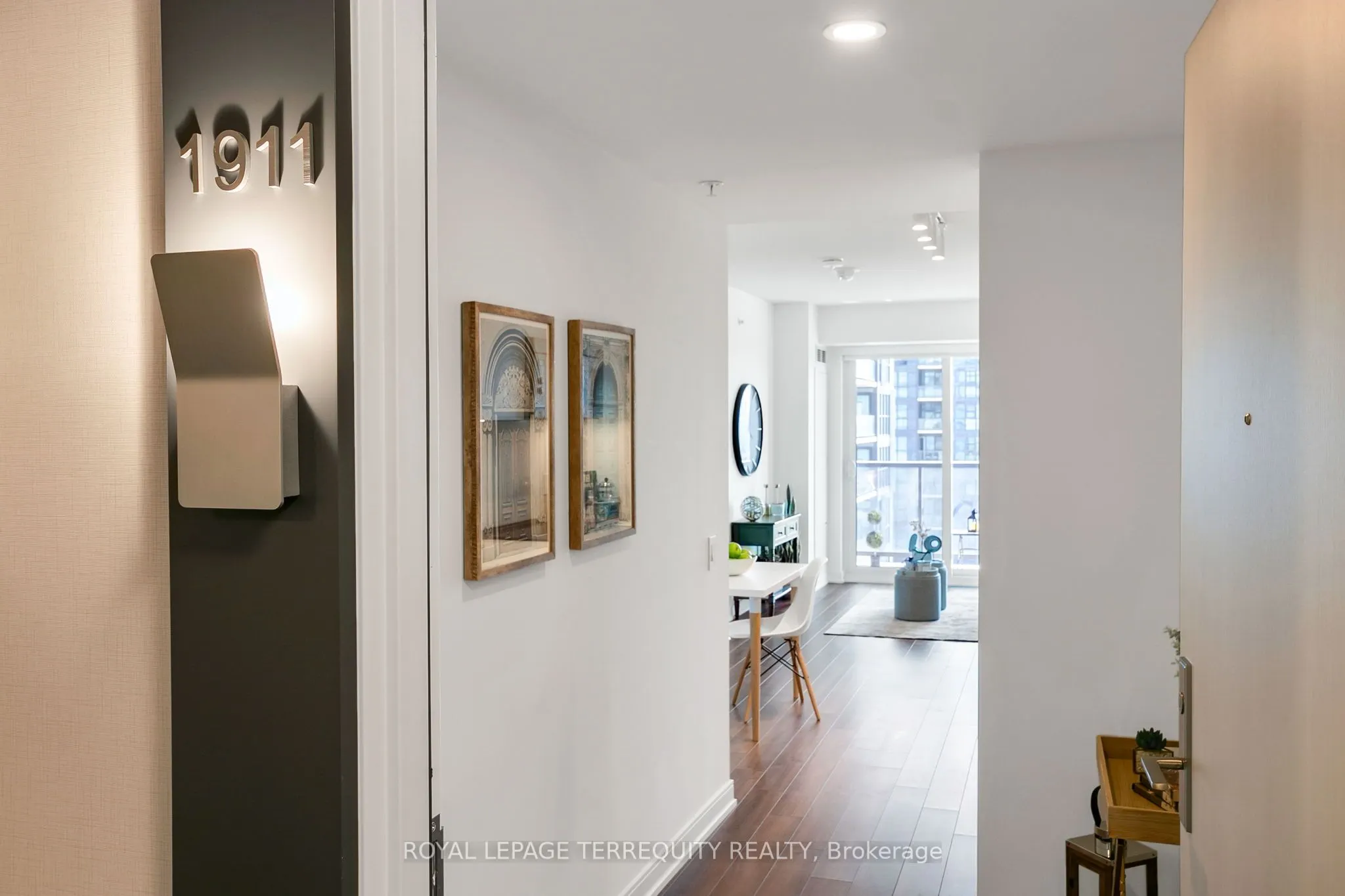 30 Samuel Wood Way, #1911