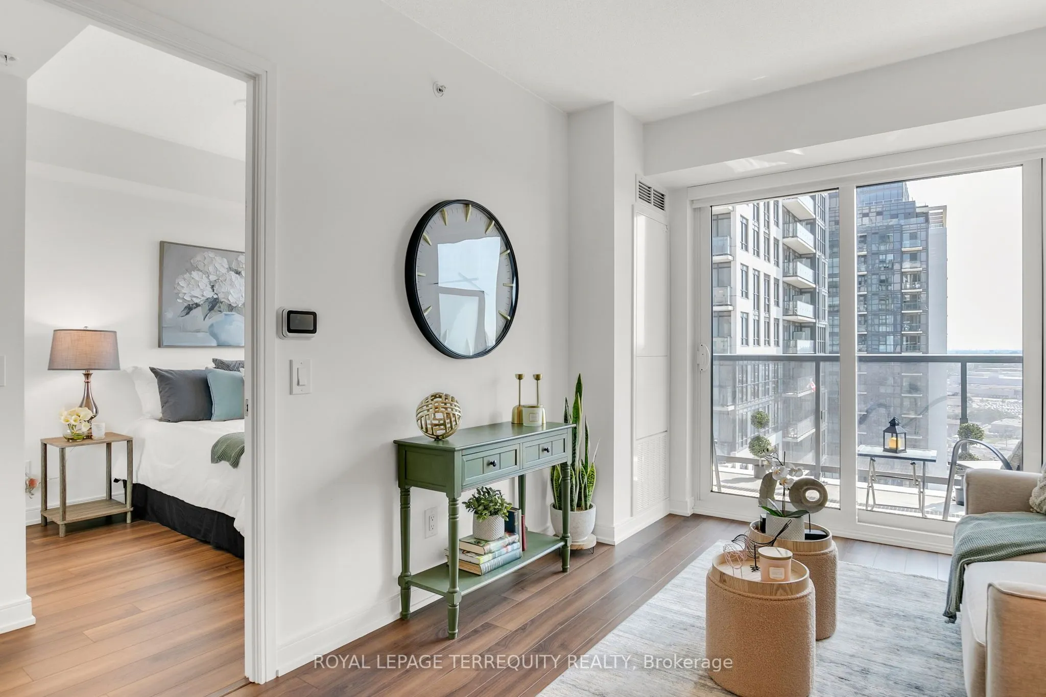 30 Samuel Wood Way, #1911