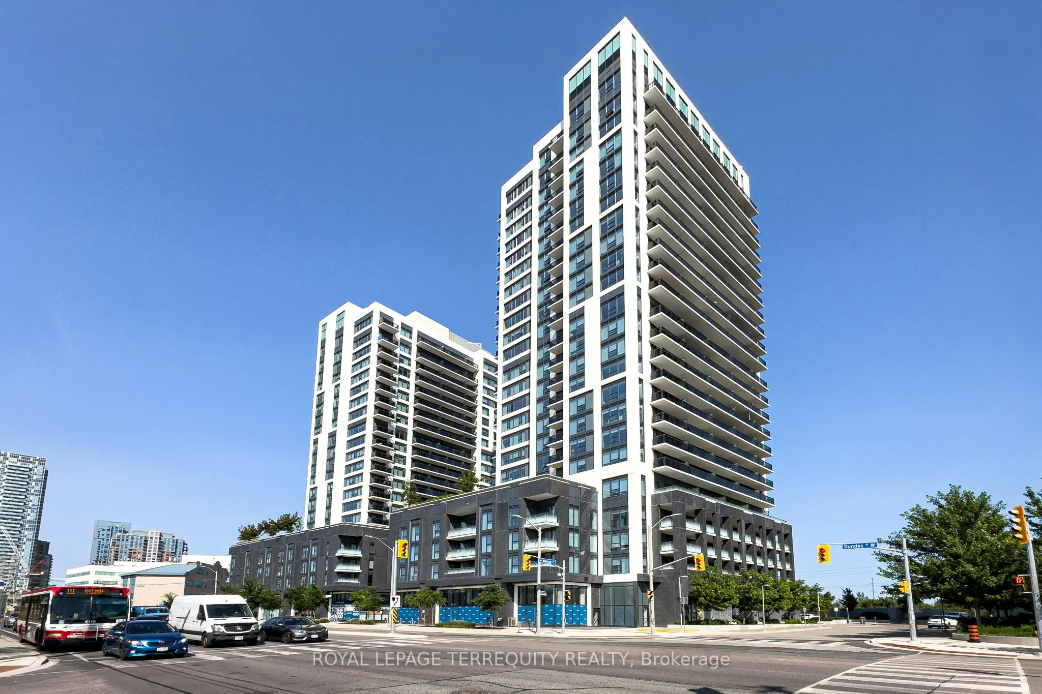 30 Samuel Wood Way, #1911
