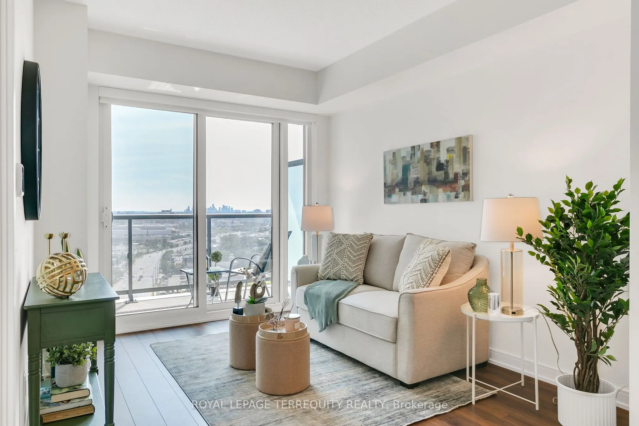 30 Samuel Wood Way, #1911