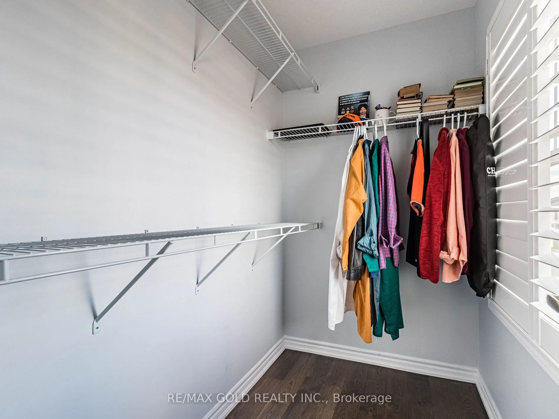 98 Bannister Crescent