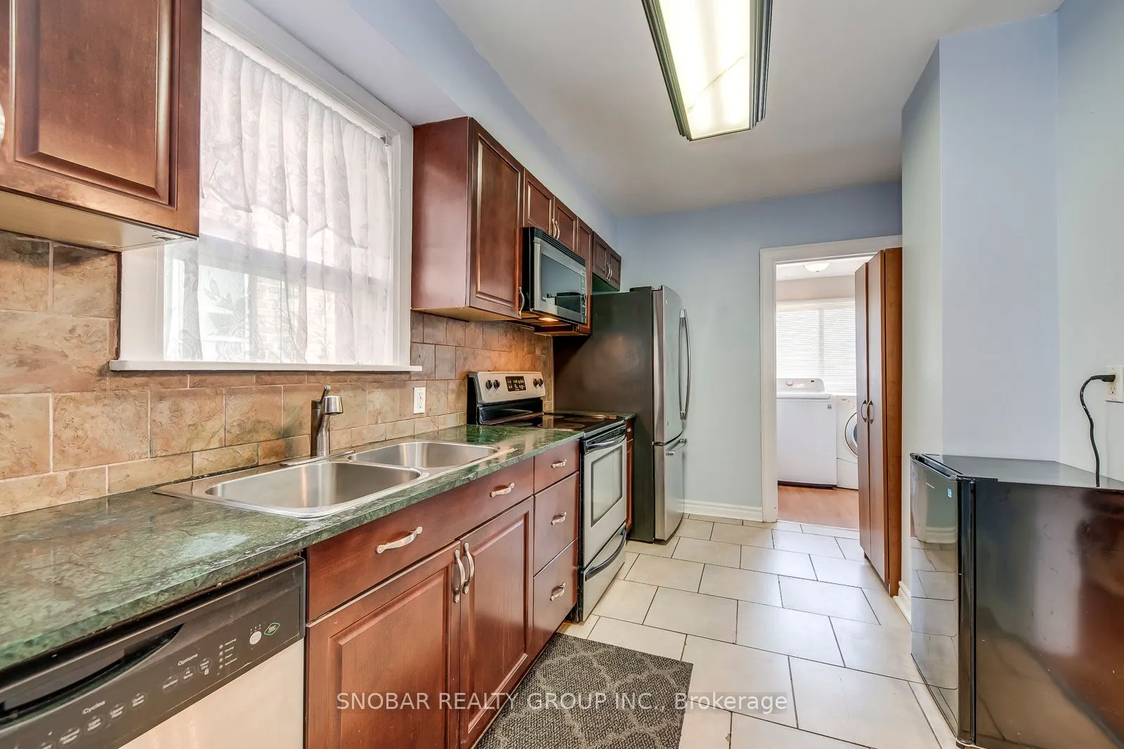 593 Royal York Road