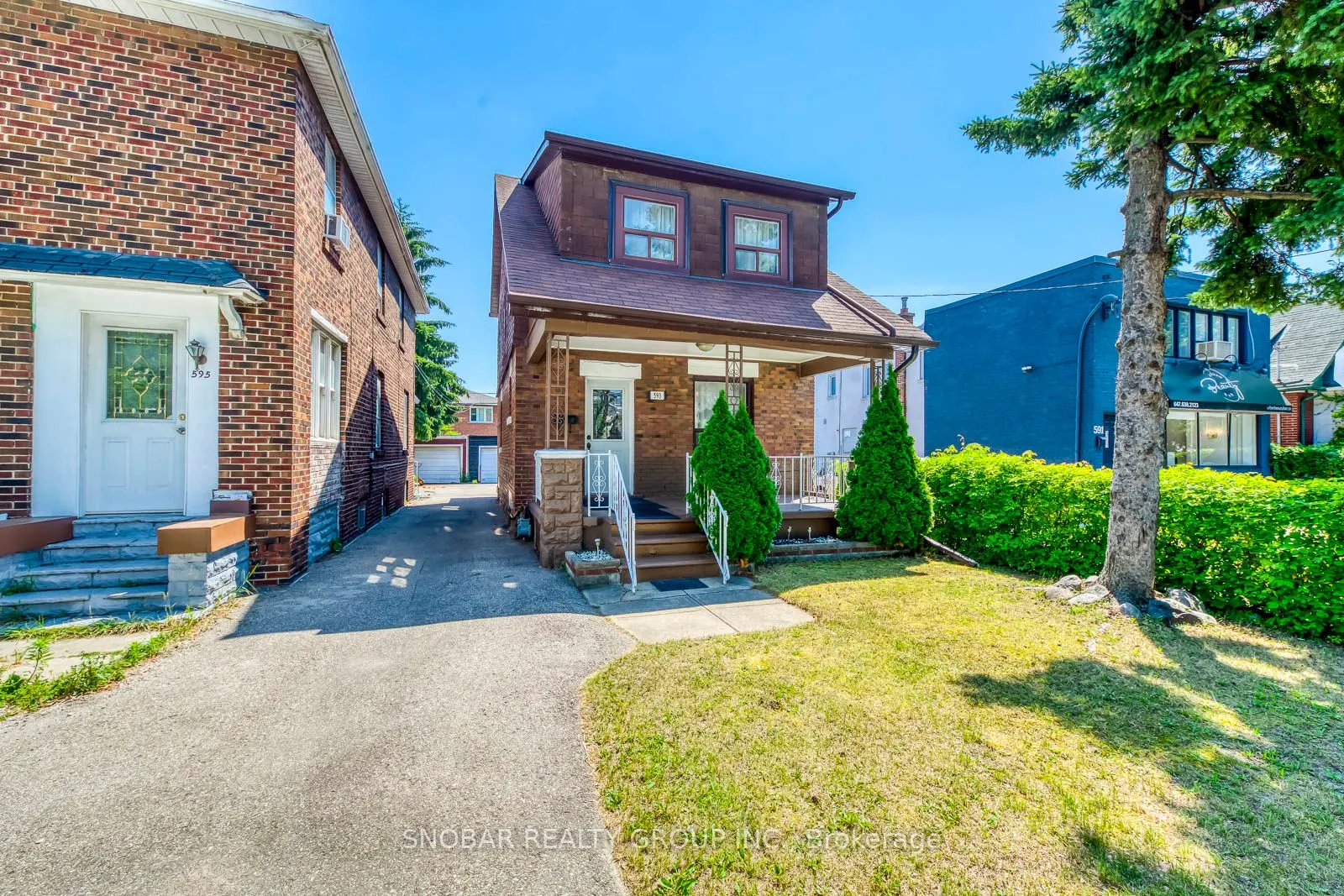 593 Royal York Road