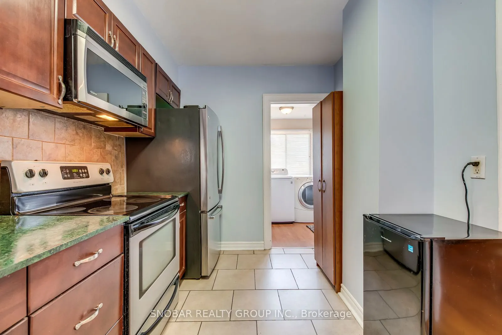 593 Royal York Road
