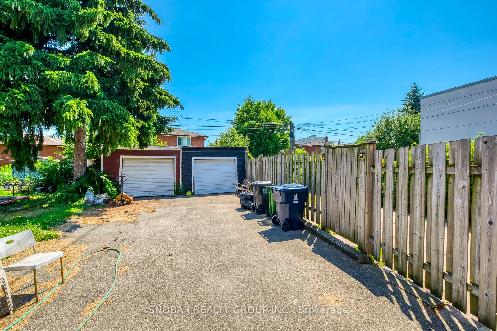 593 Royal York Road