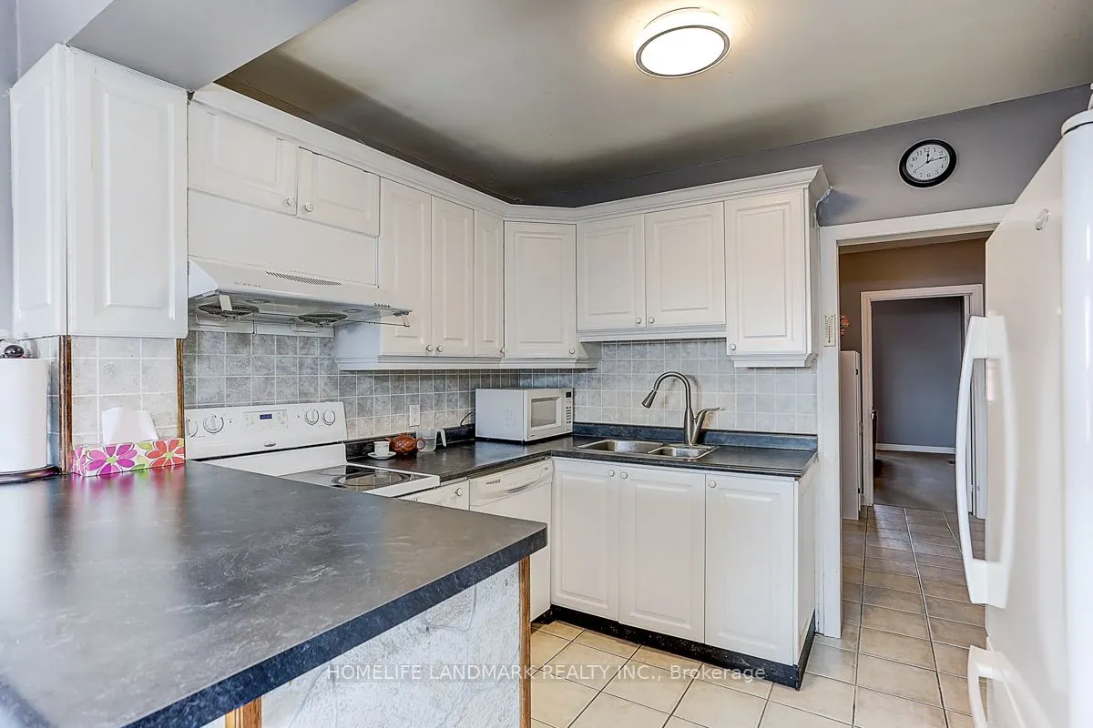 1281 Davenport Road