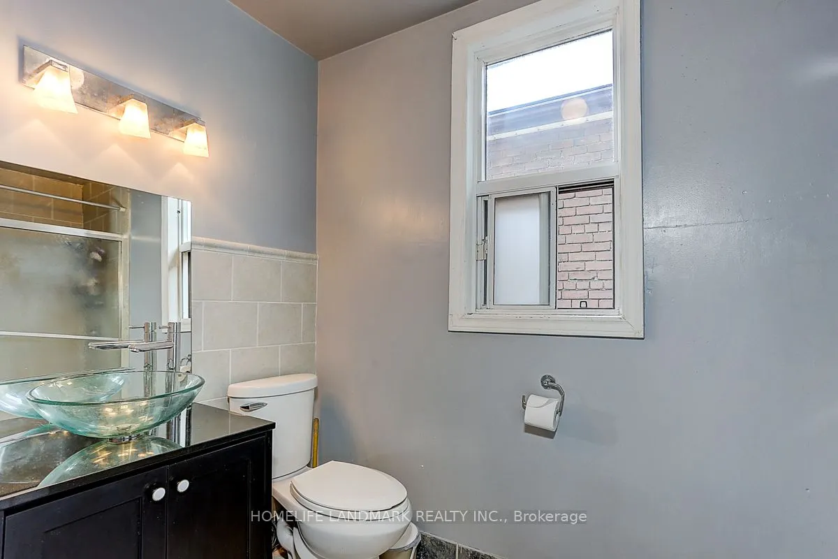 1281 Davenport Road
