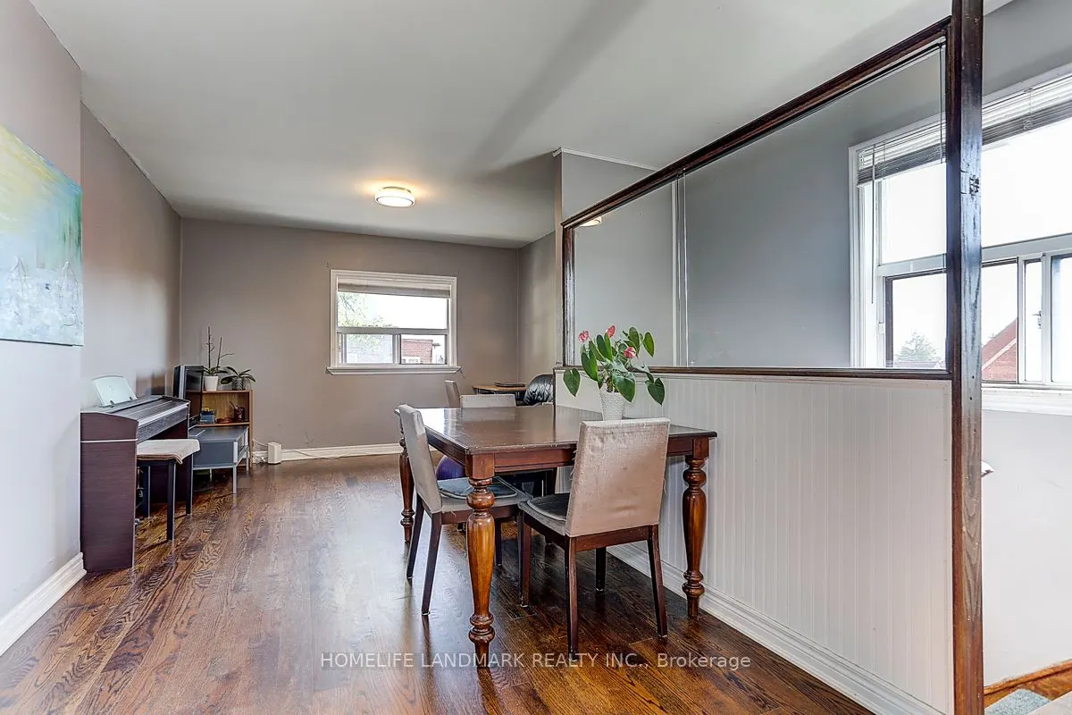 1281 Davenport Road