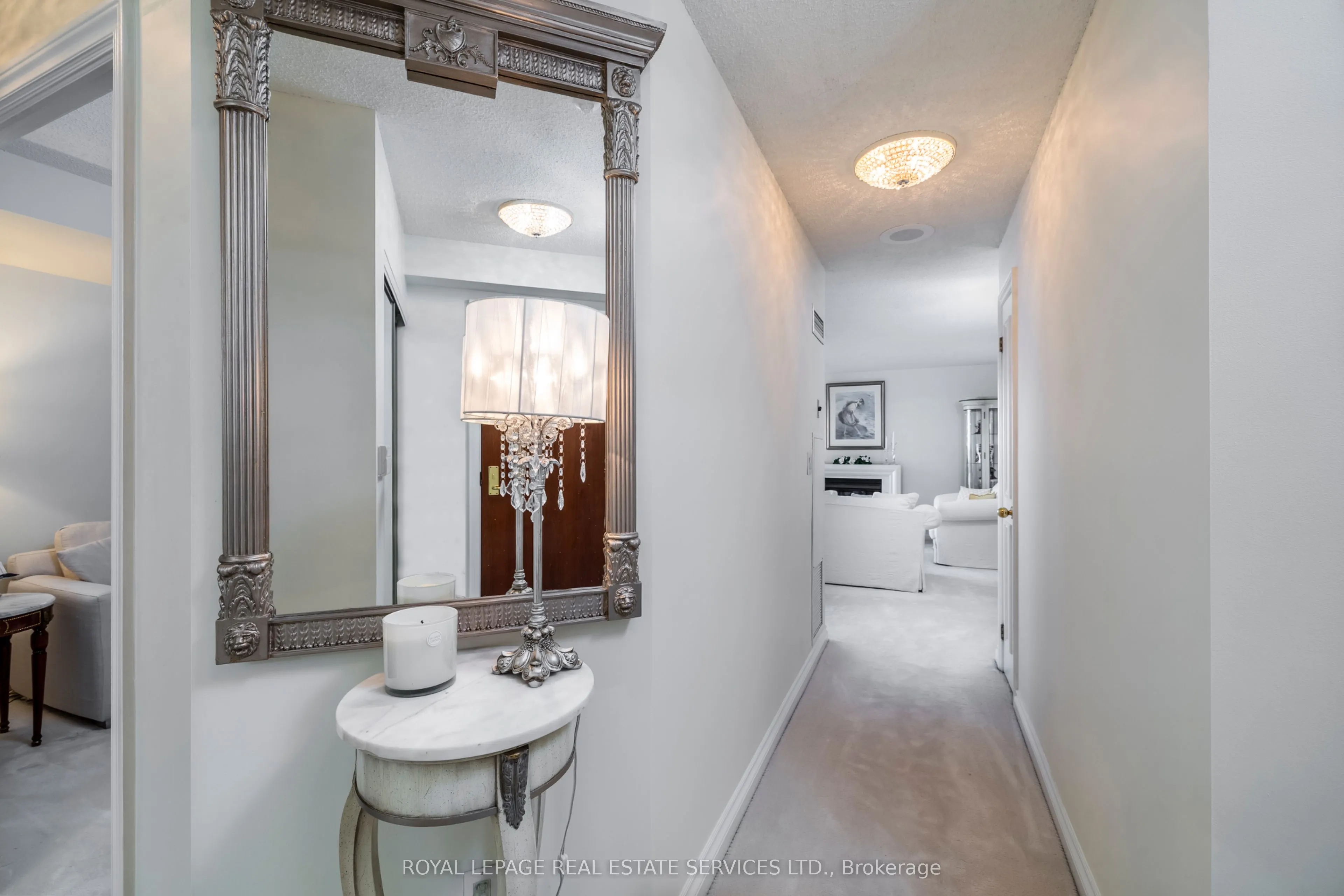 1 Palace Pier Court, #4302